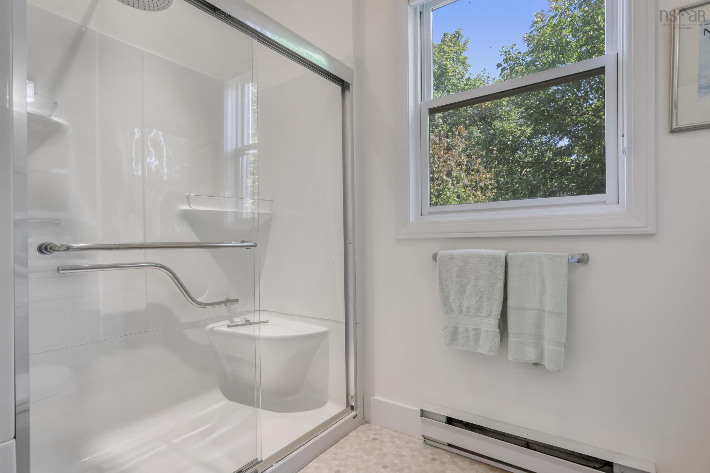 $1,350,000.00: 216 Dufferin Street, Lunenburg