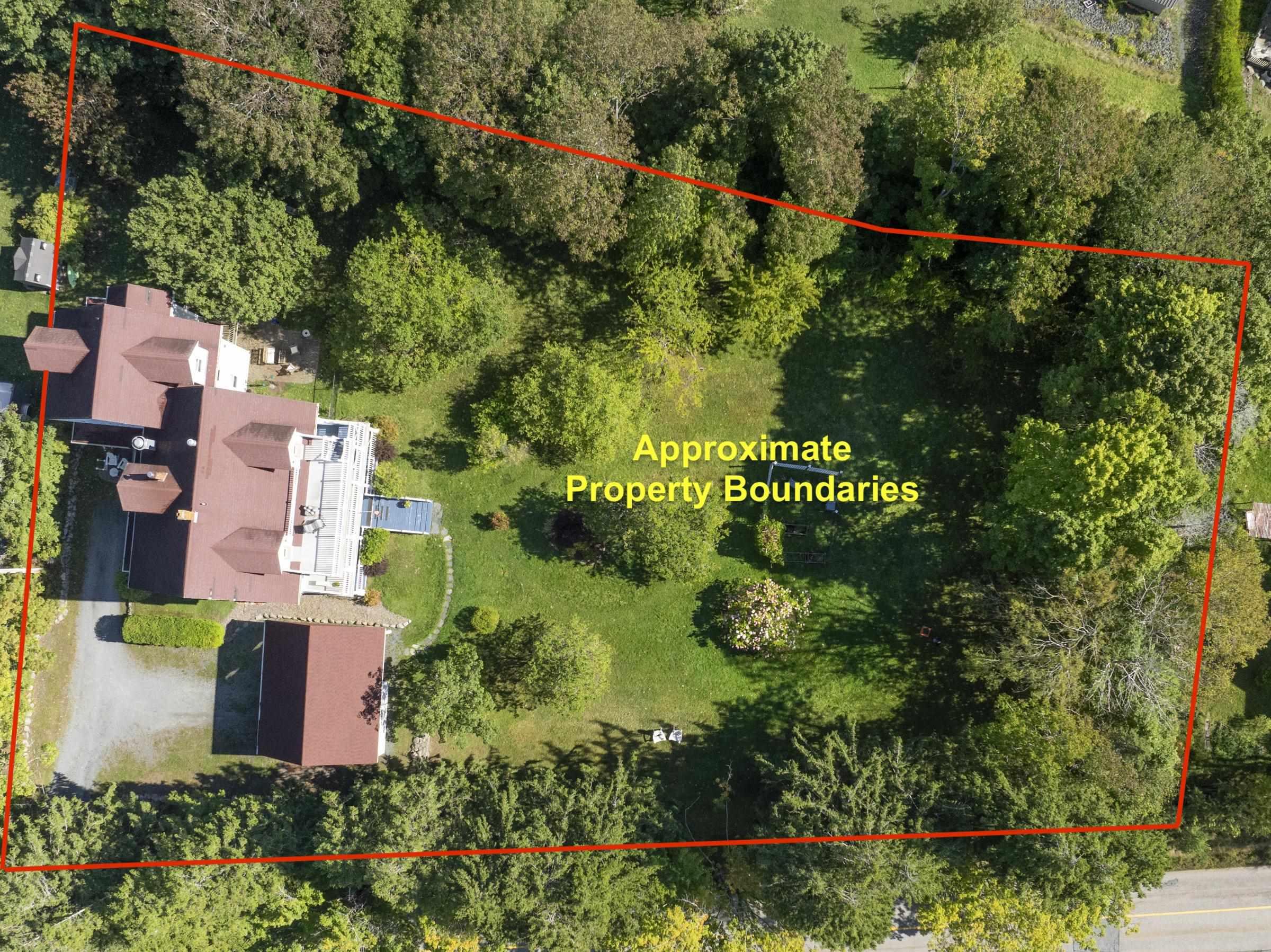 $1,350,000.00: 216 Dufferin Street, Lunenburg