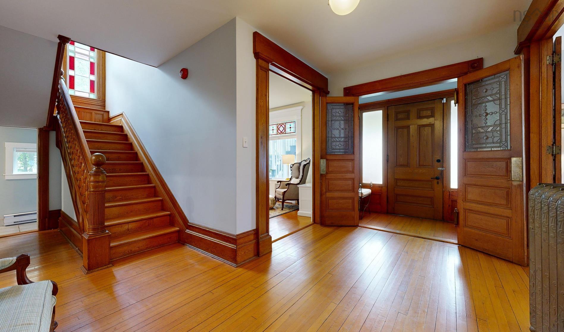 $1,350,000.00: 216 Dufferin Street, Lunenburg