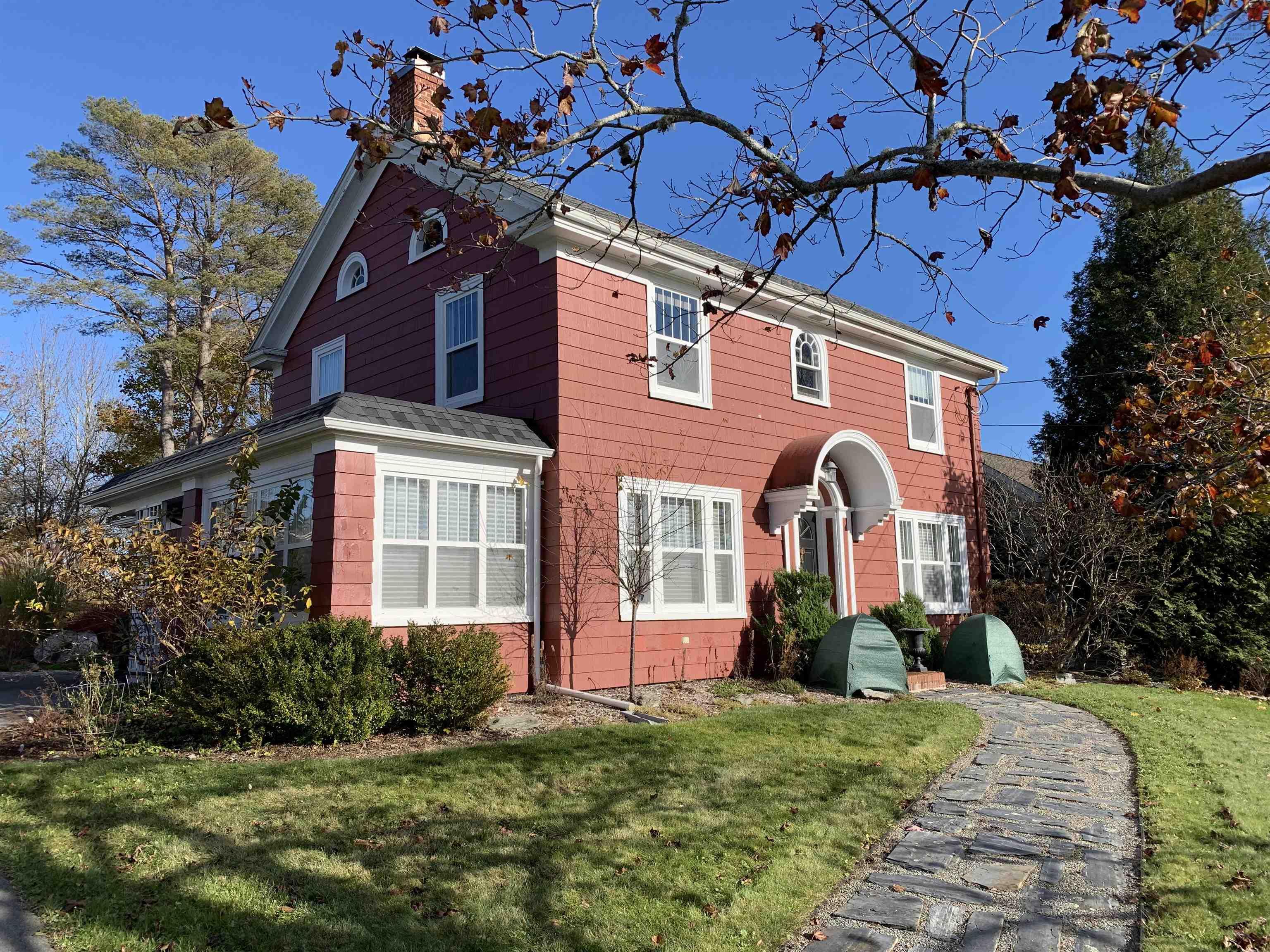 $825,000.00: 100 Green Street, Lunenburg