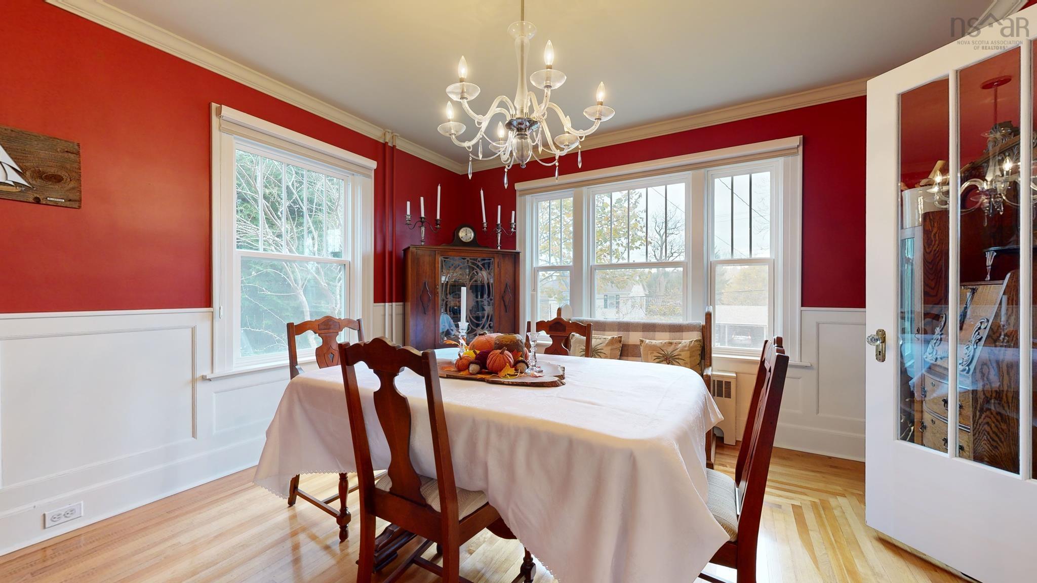 $825,000.00: 100 Green Street, Lunenburg