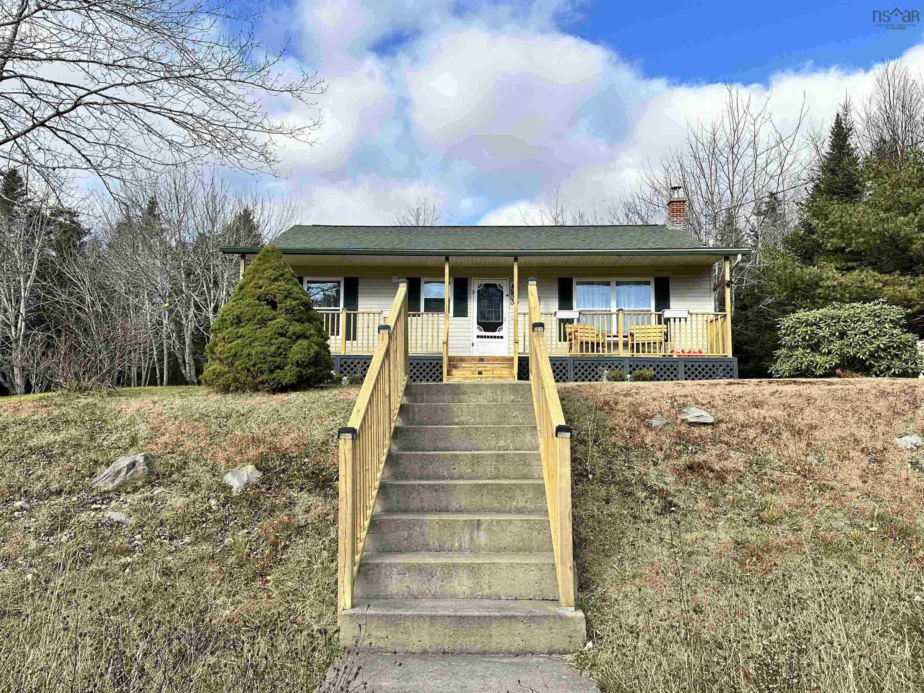$585,900.00: 33 Earl Court, Porters Lake