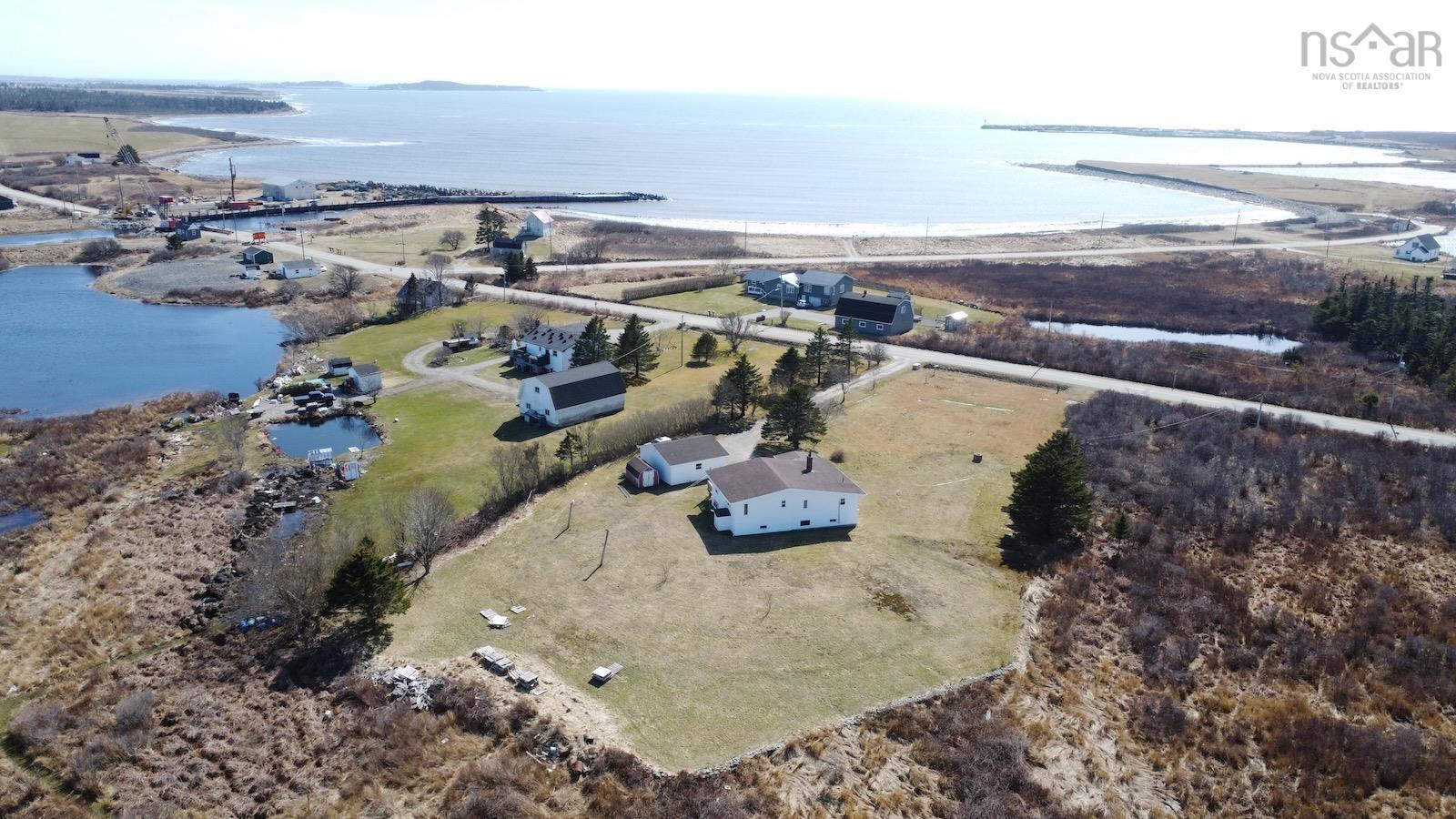$274,500.00: 941 Pembroke Road, Pembroke