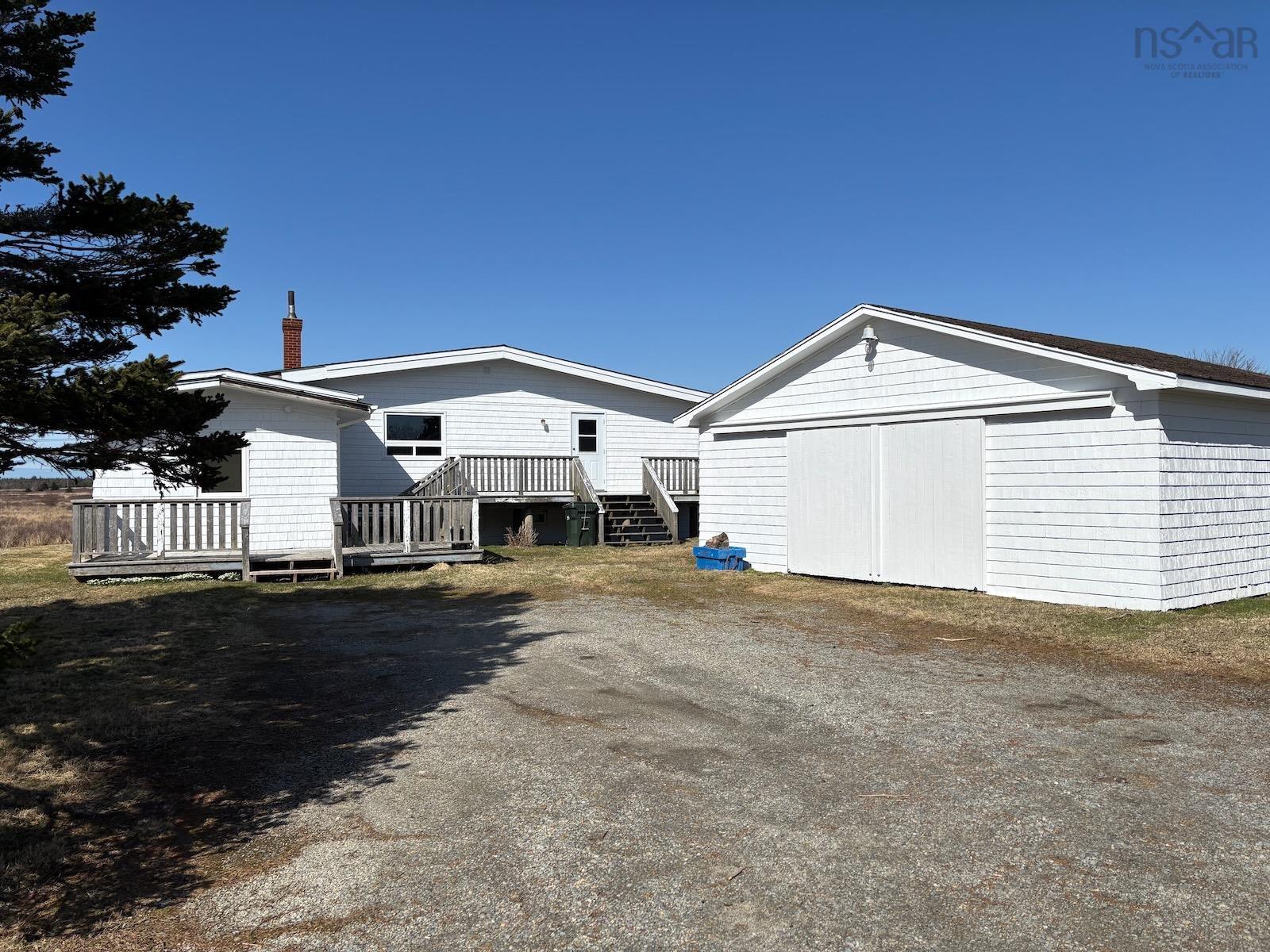 $274,500.00: 941 Pembroke Road, Pembroke