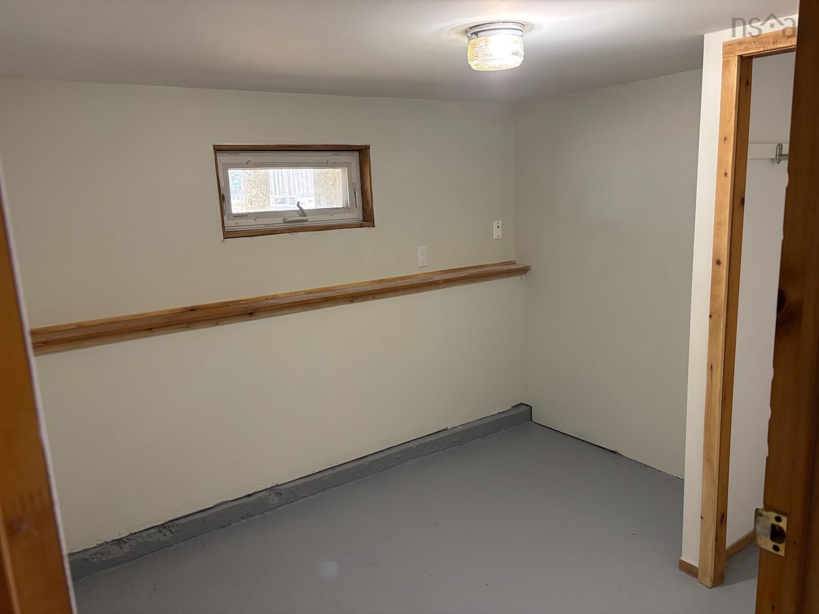 $274,500.00: 941 Pembroke Road, Pembroke