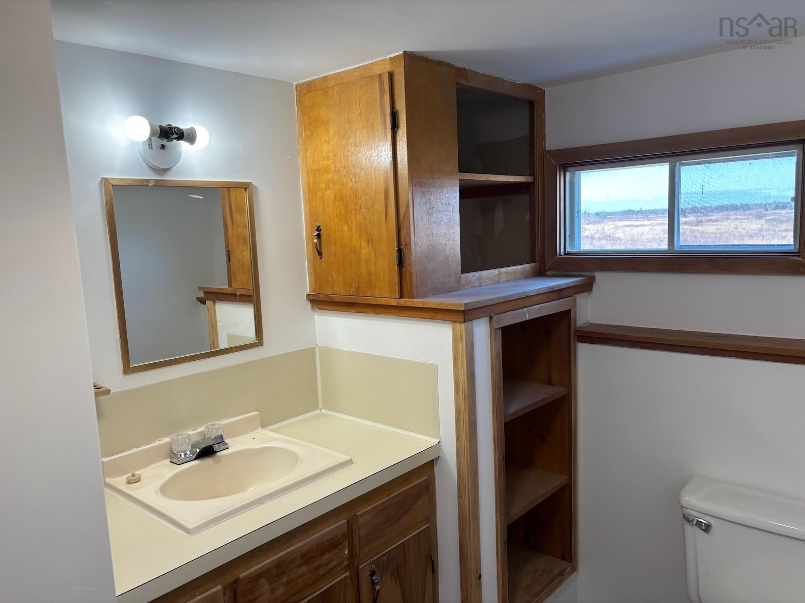 $274,500.00: 941 Pembroke Road, Pembroke