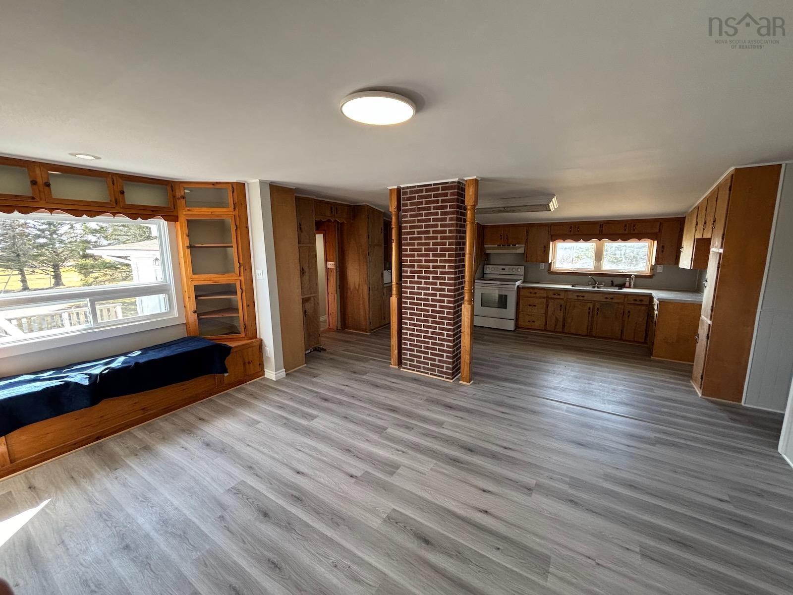 $274,500.00: 941 Pembroke Road, Pembroke