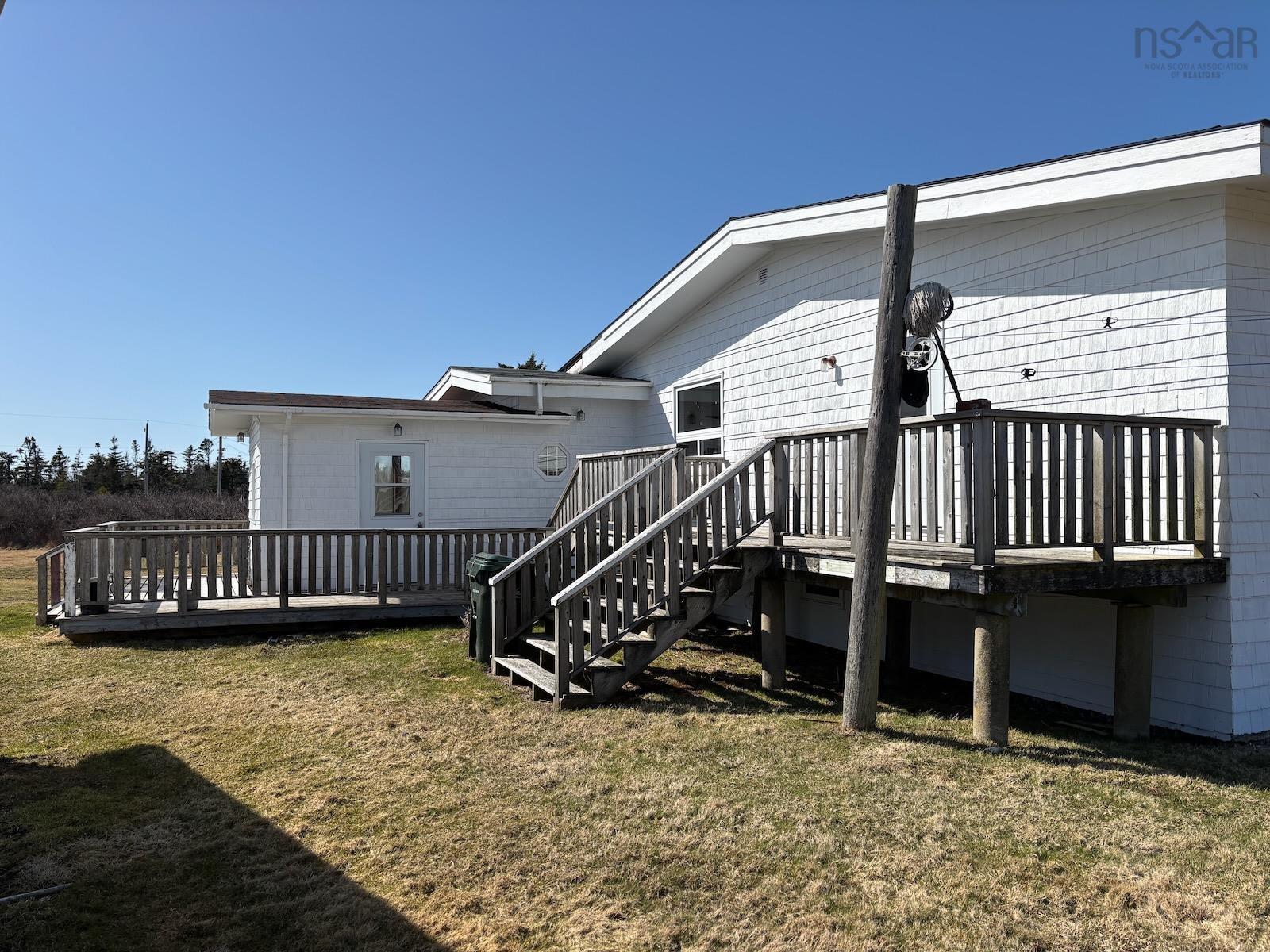 $274,500.00: 941 Pembroke Road, Pembroke