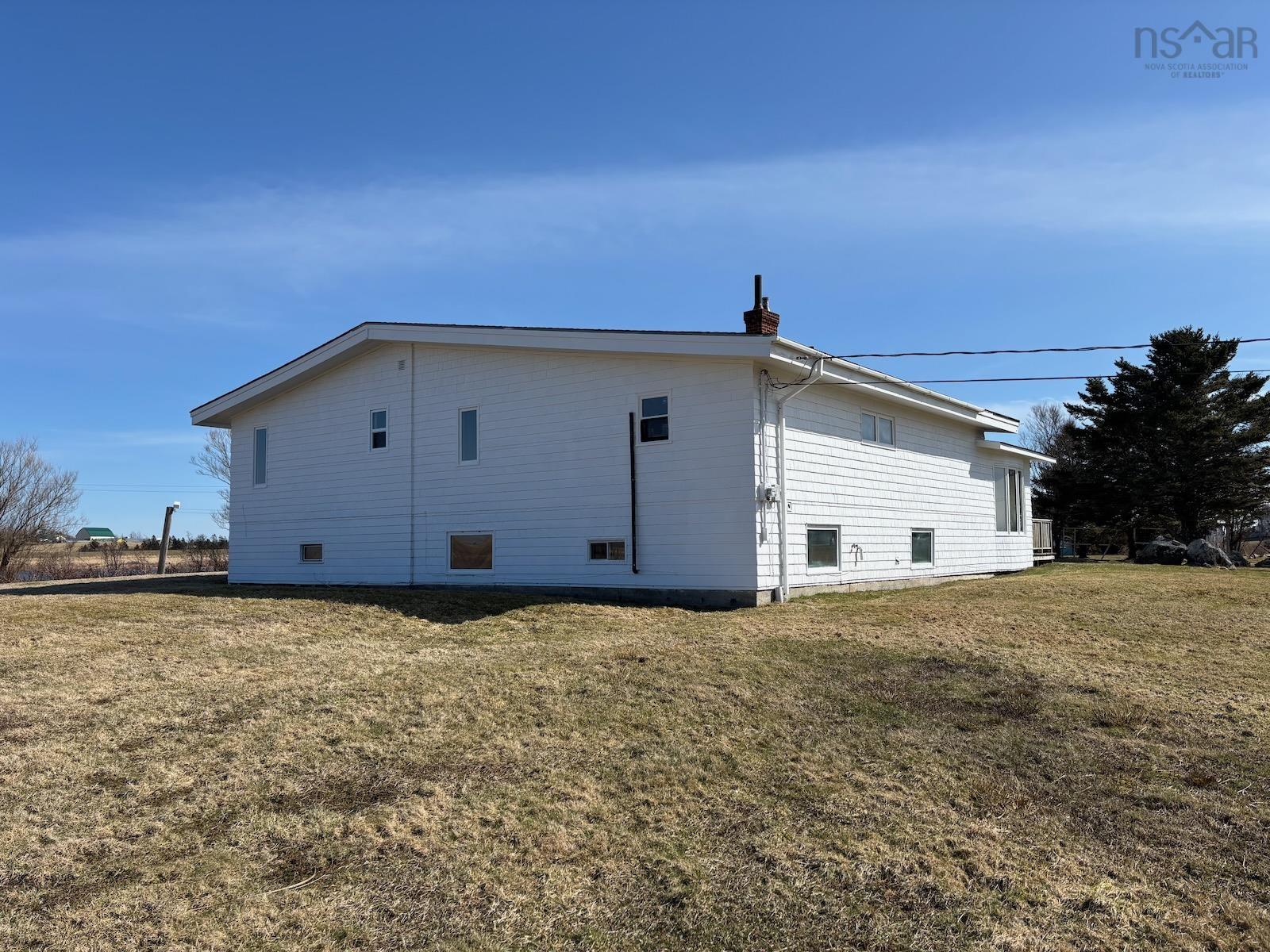 $274,500.00: 941 Pembroke Road, Pembroke
