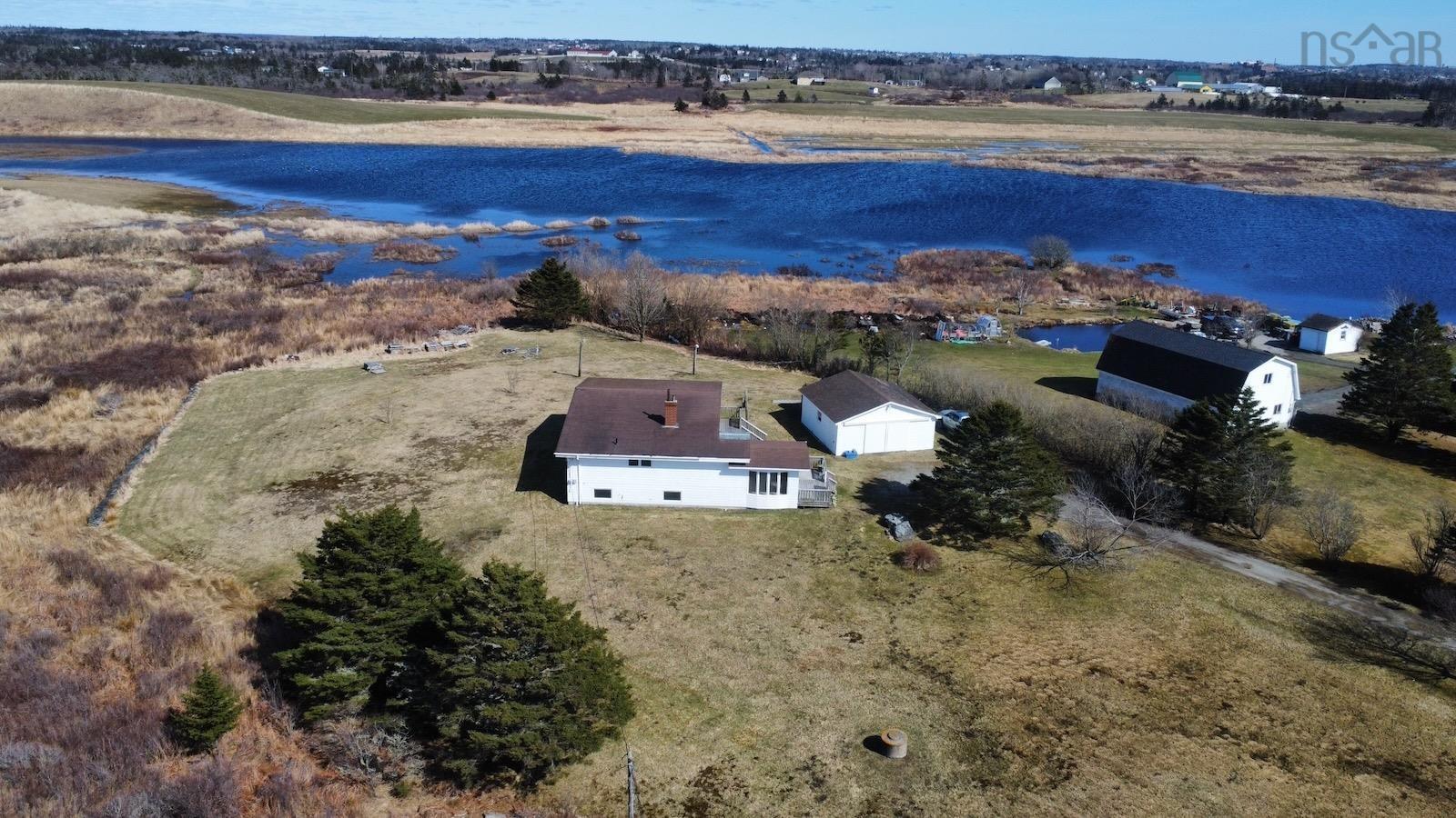 $274,500.00: 941 Pembroke Road, Pembroke