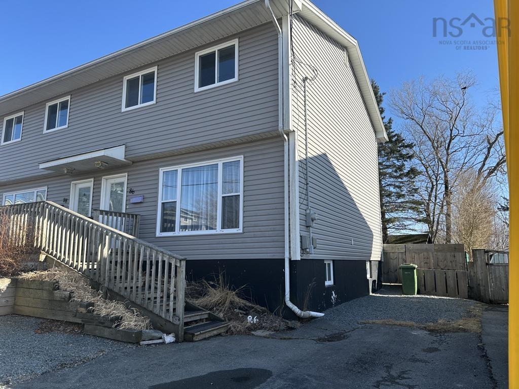 $399,900.00: 86 Stuart Harris Drive, Dartmouth