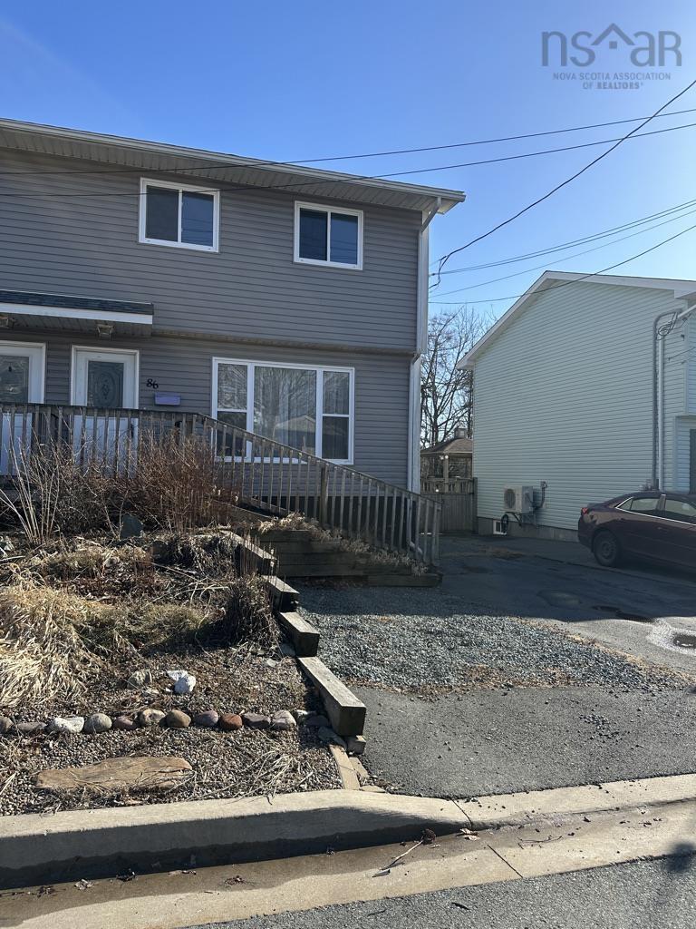 $399,900.00: 86 Stuart Harris Drive, Dartmouth