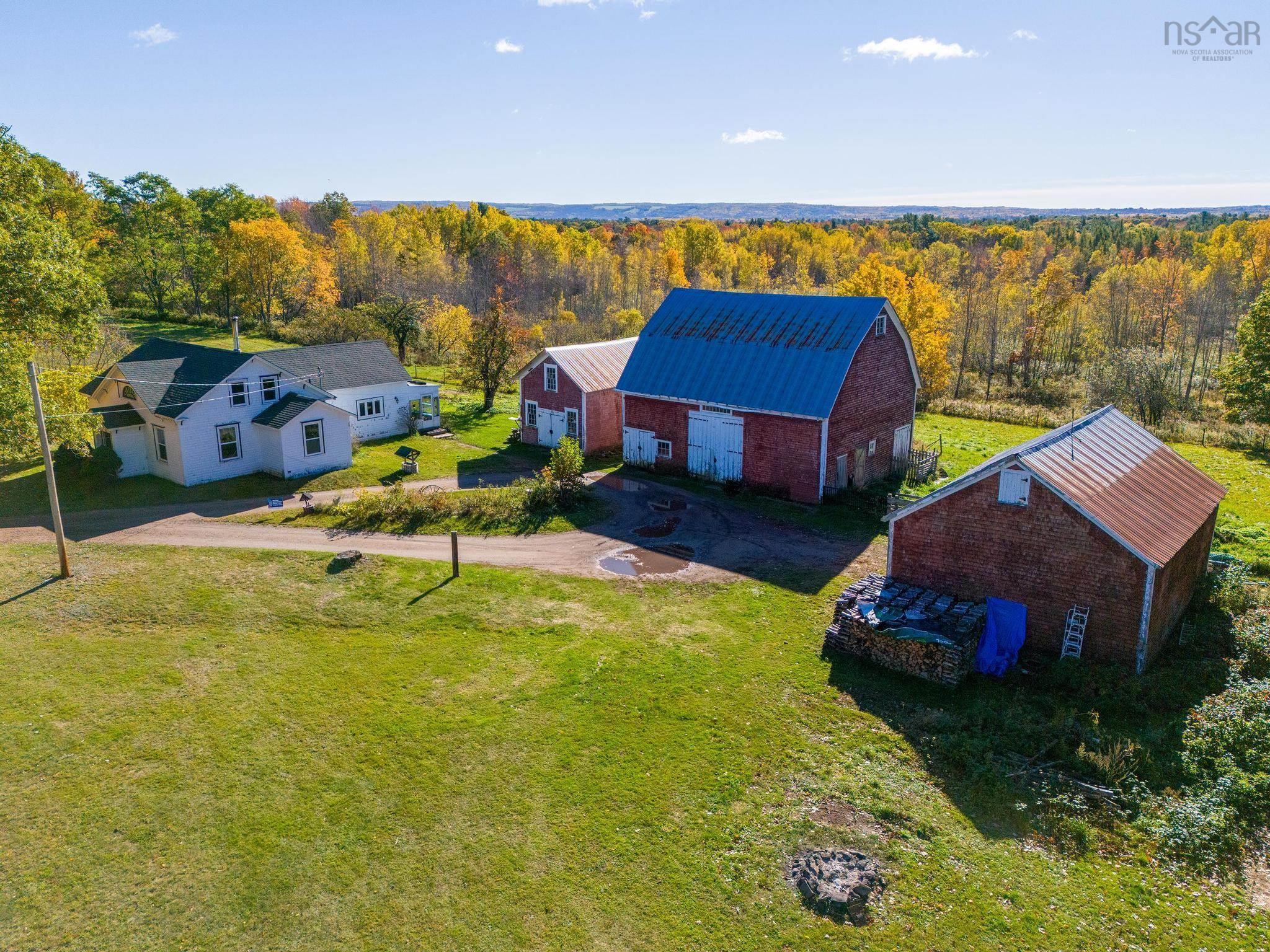 $349,900.00: 13908 Highway 1, Wilmot