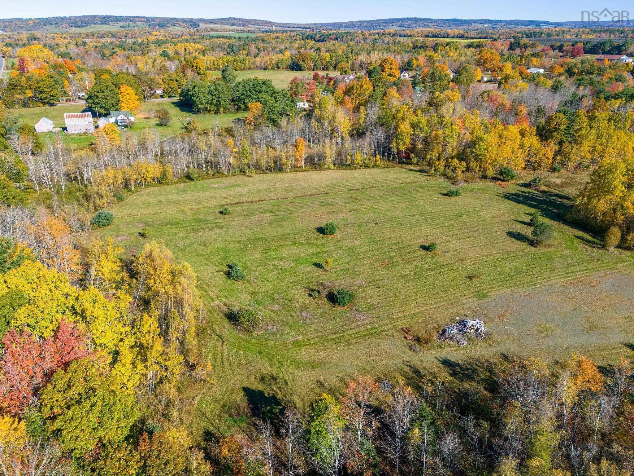 $349,900.00: 13908 Highway 1, Wilmot