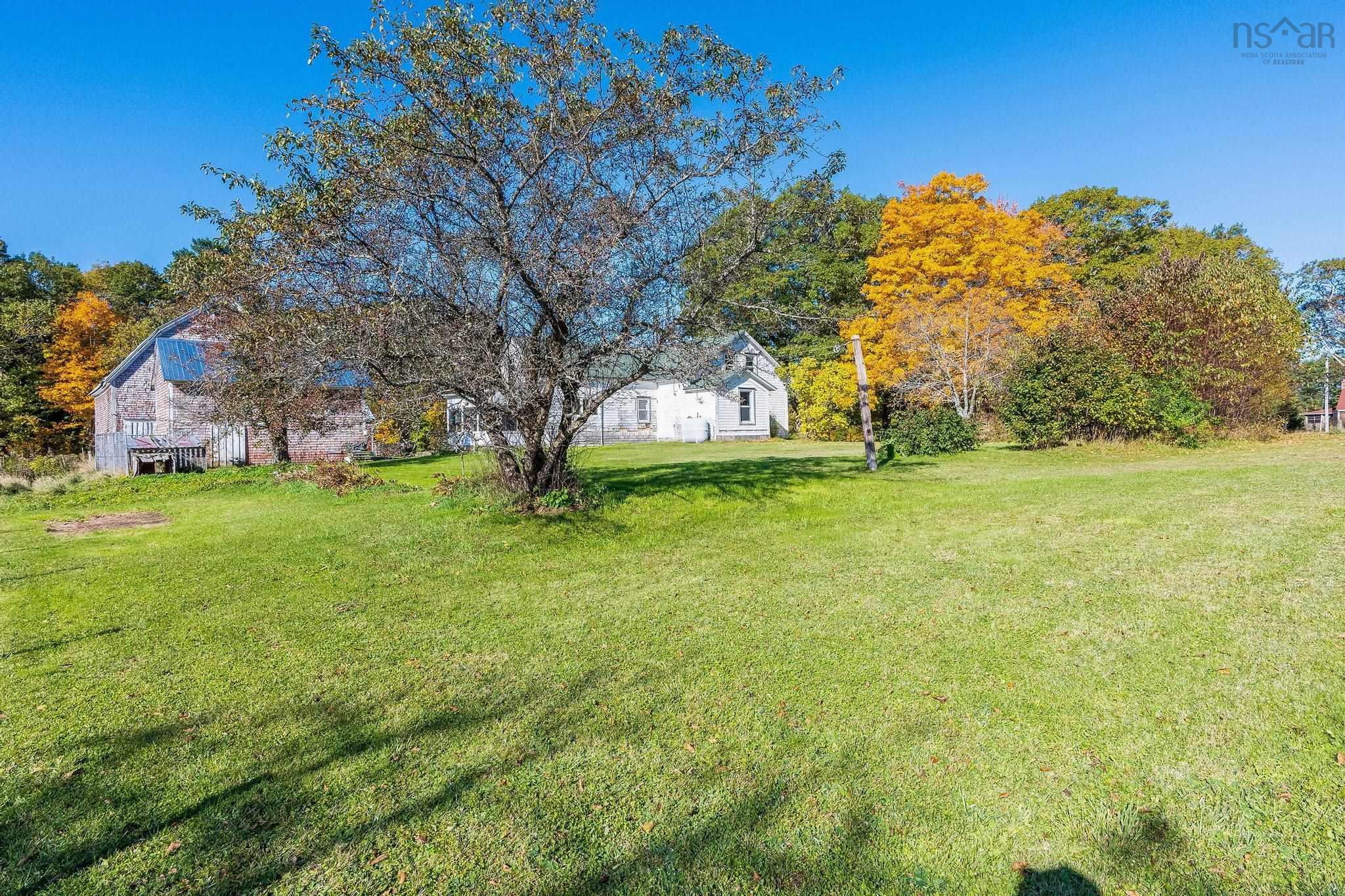 $349,900.00: 13908 Highway 1, Wilmot