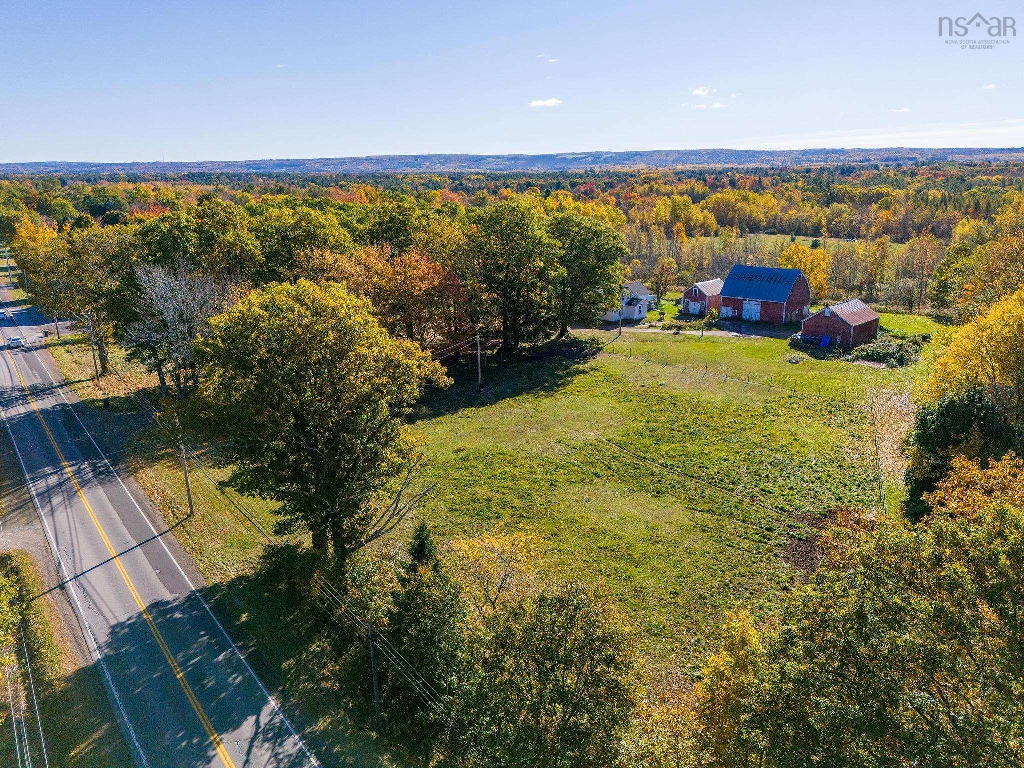 $349,900.00: 13908 Highway 1, Wilmot