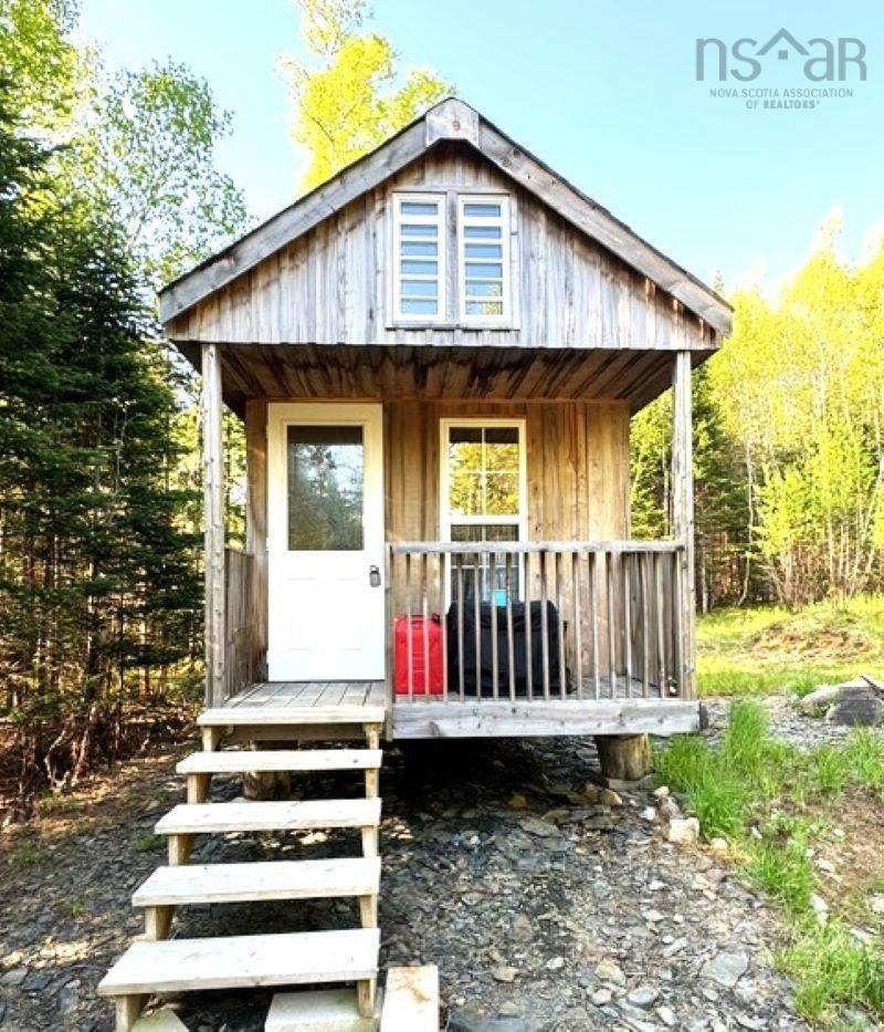 $130,000.00: 52 Down River Lane, Maplewood