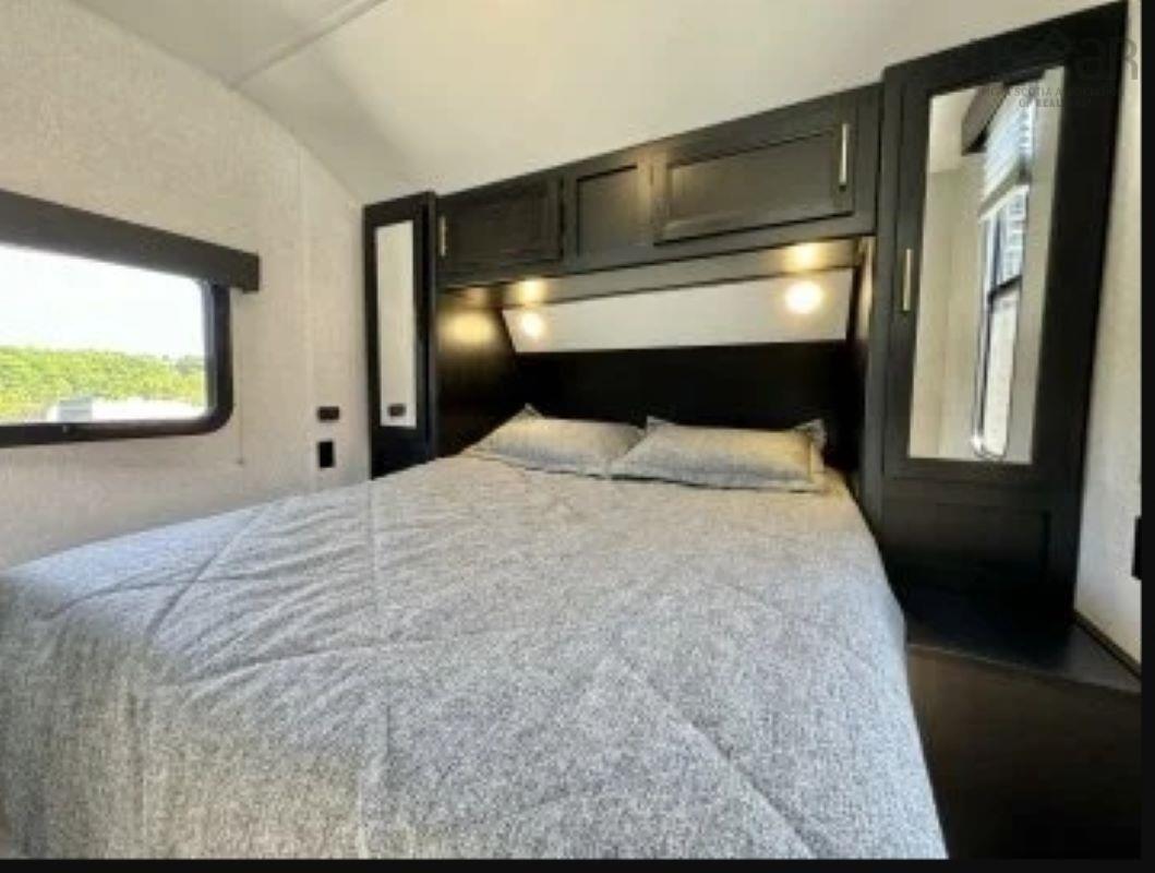 $130,000.00: 52 Down River Lane, Maplewood