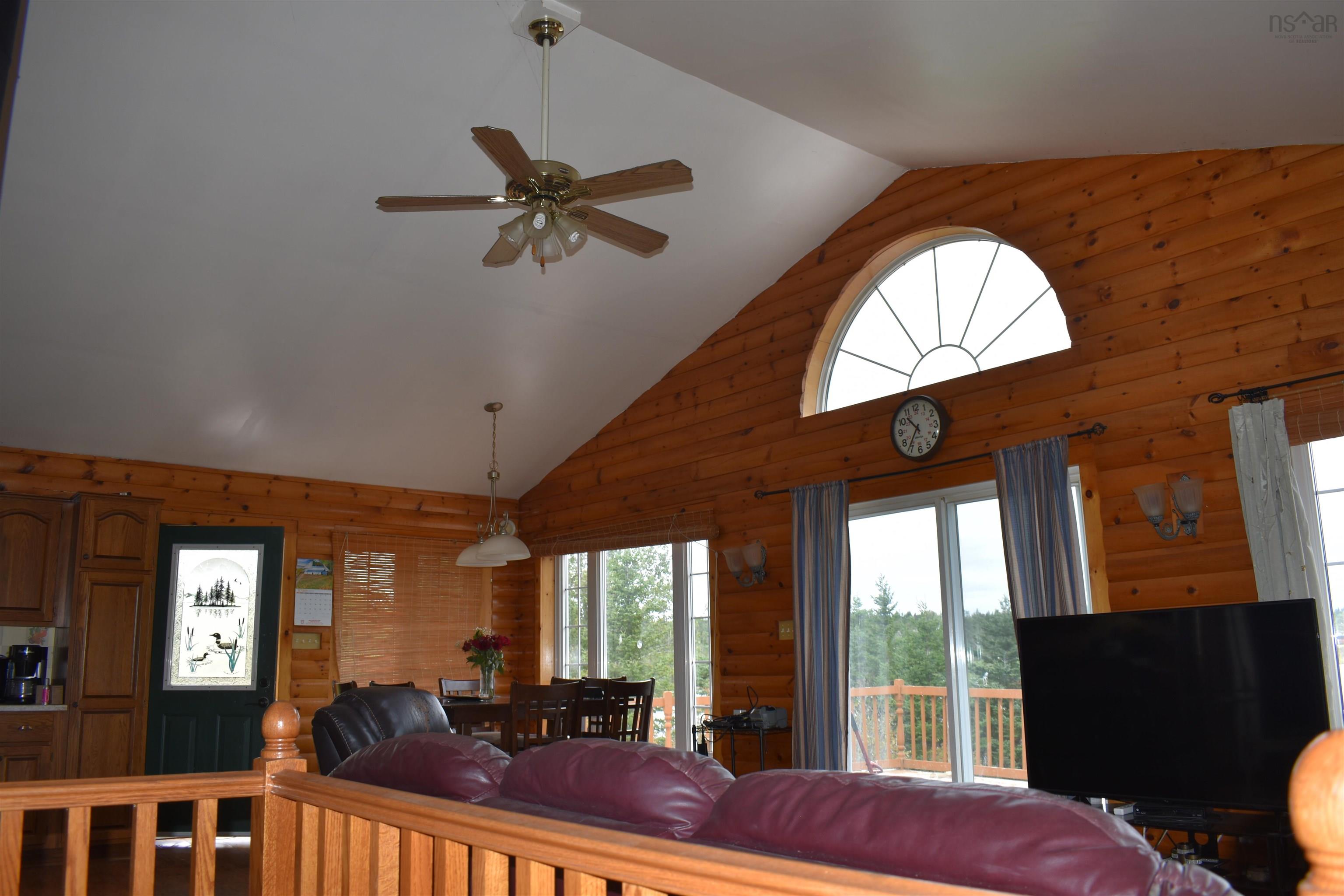 $489,000.00: 645 Mira Bay Drive, Mira Gut