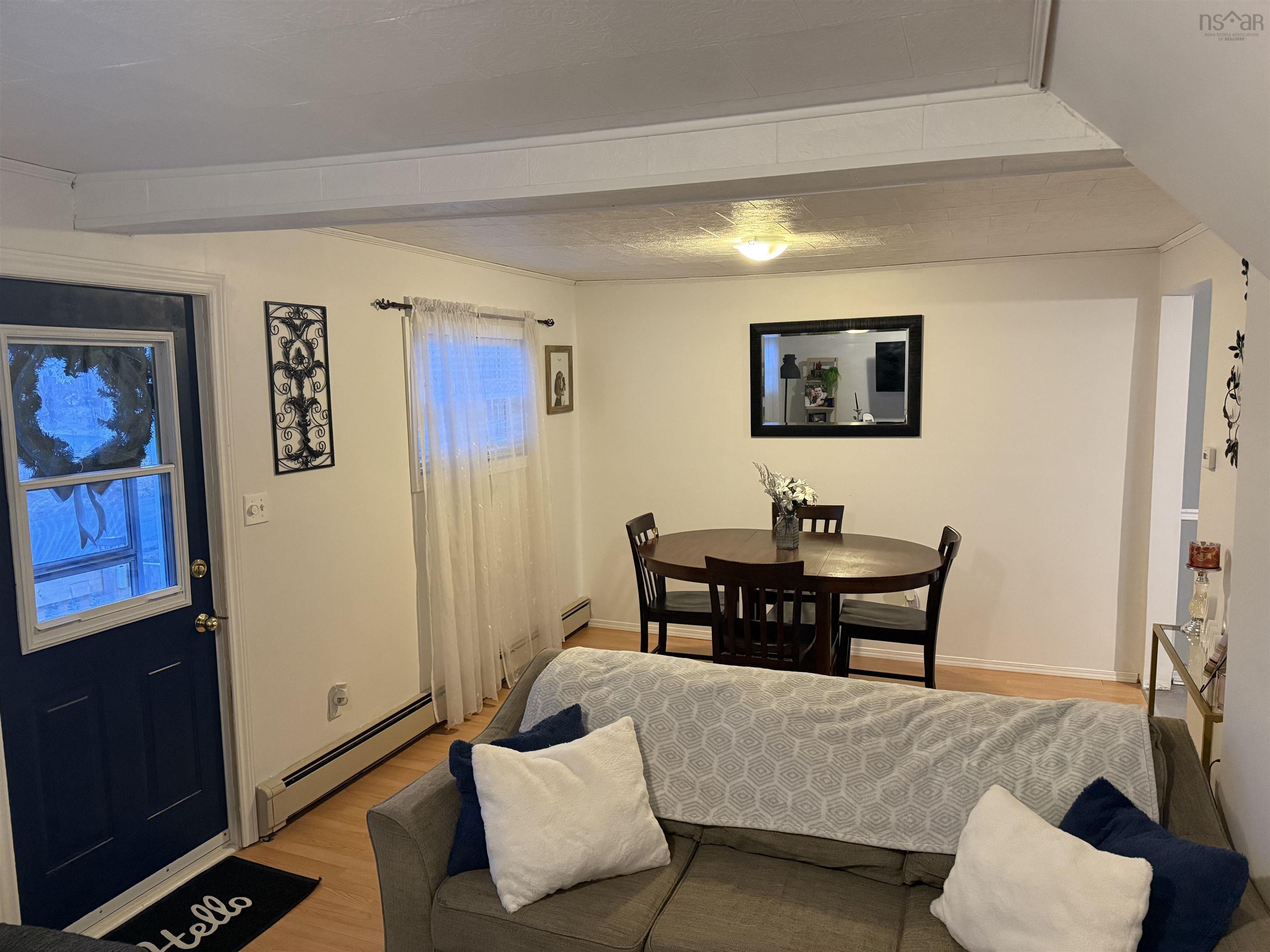 $139,900.00: 414 Cockburn Street, New Waterford