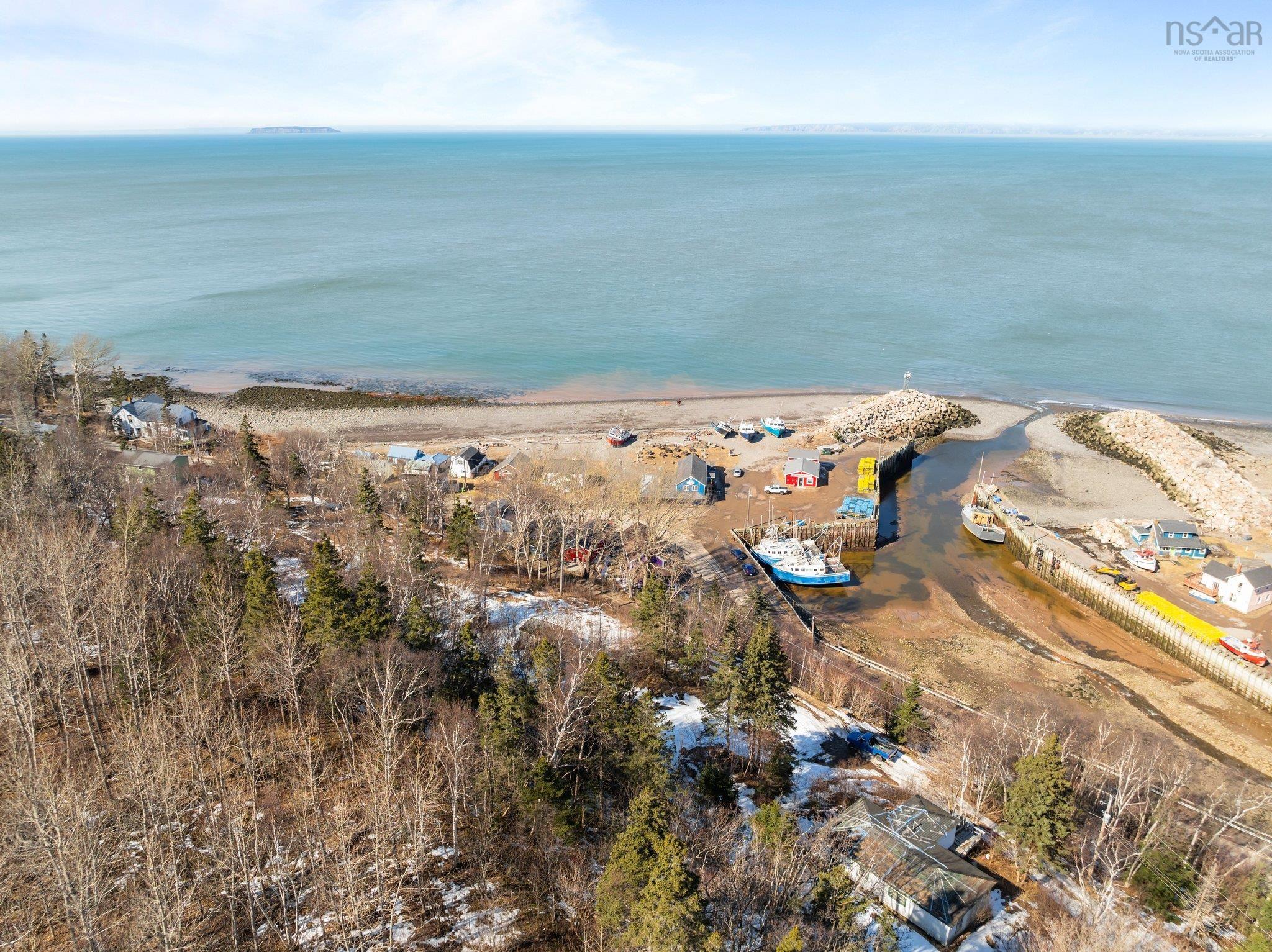 $299,900.00: 3282 Long Point Road Road, Harbourville