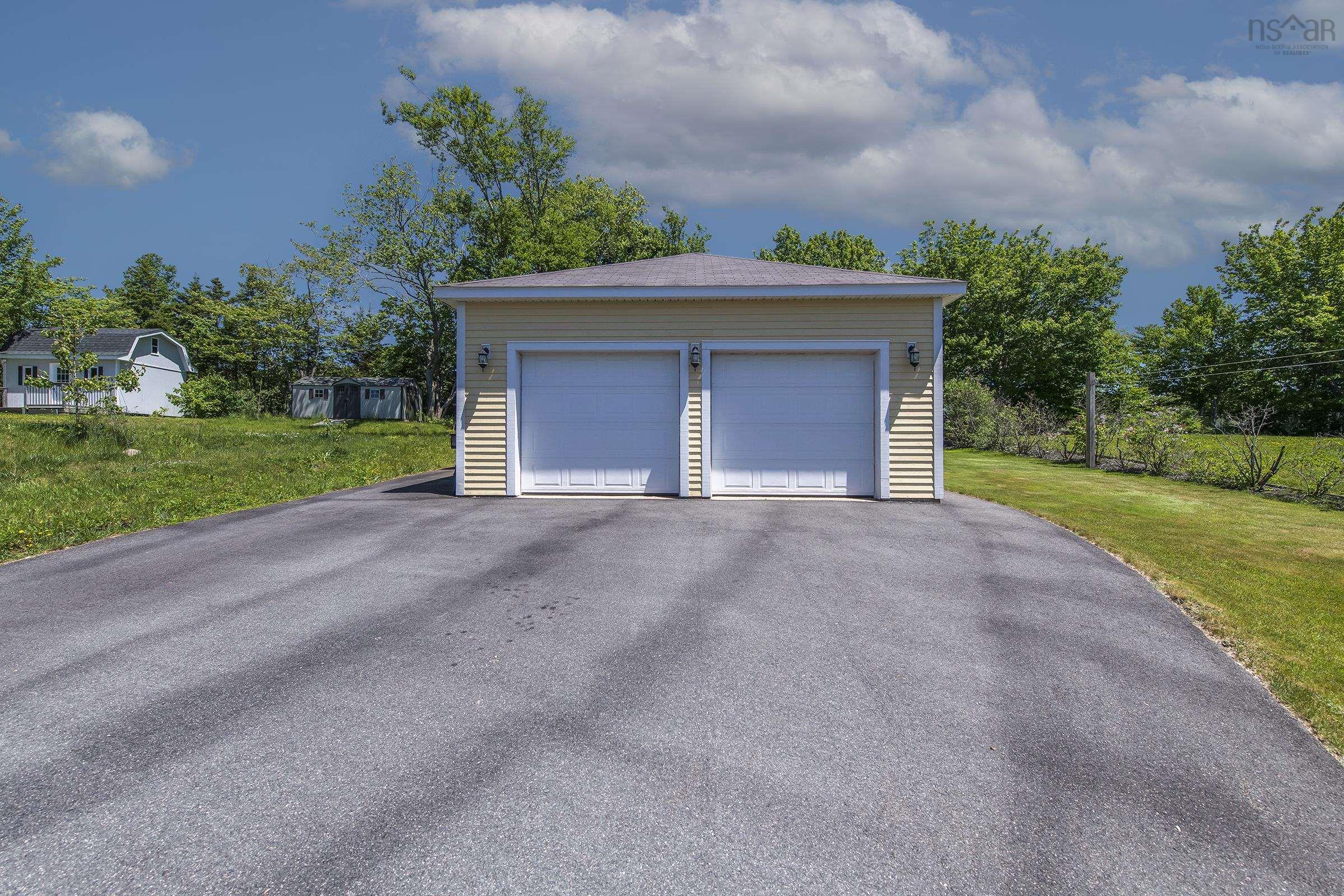 $888,888.00: 133 Lundy Drive, Cole Harbour