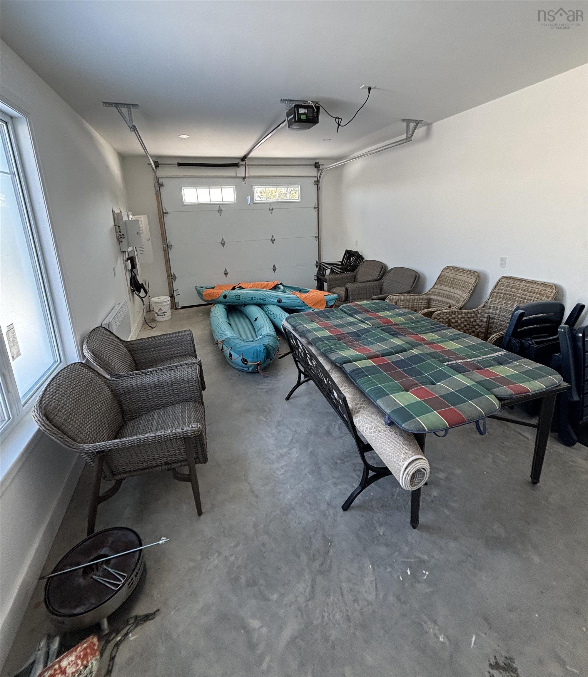 $689,000.00: 231 Hawthorn Road, Mahone Bay
