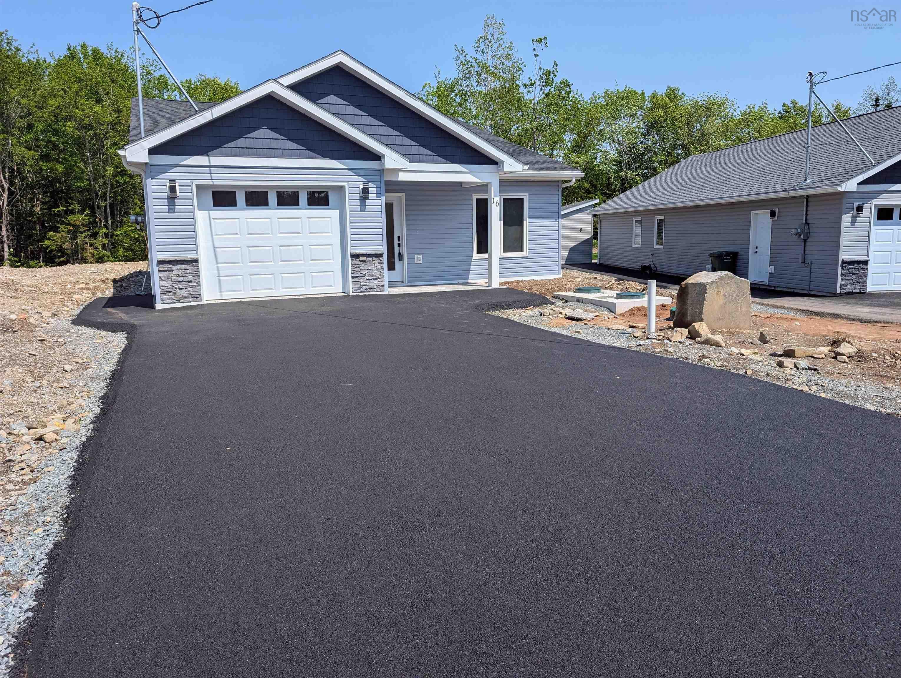 16 Shadebush Walk, Upper Sackville, NS (MLS® 202504936)