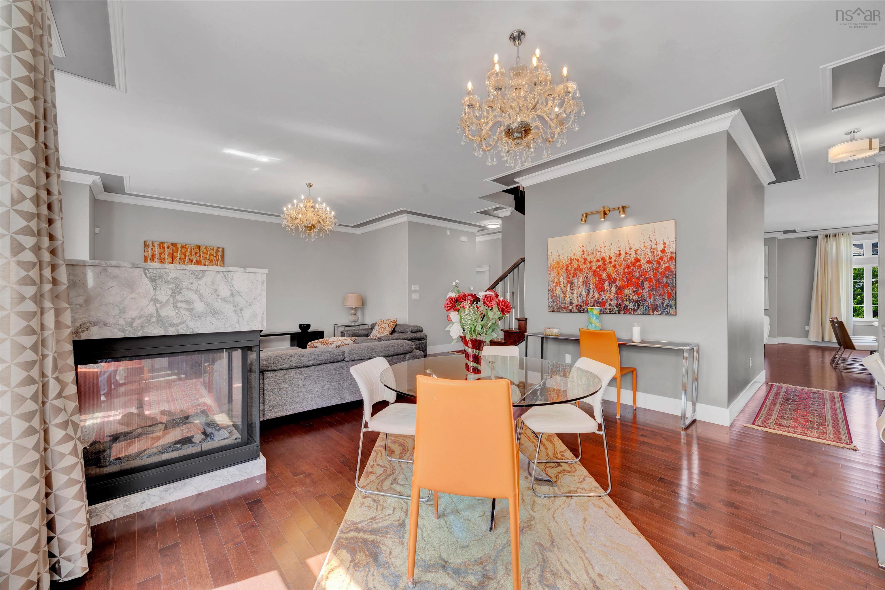 $1,199,900.00: 47 Amesbury Gate, Bedford