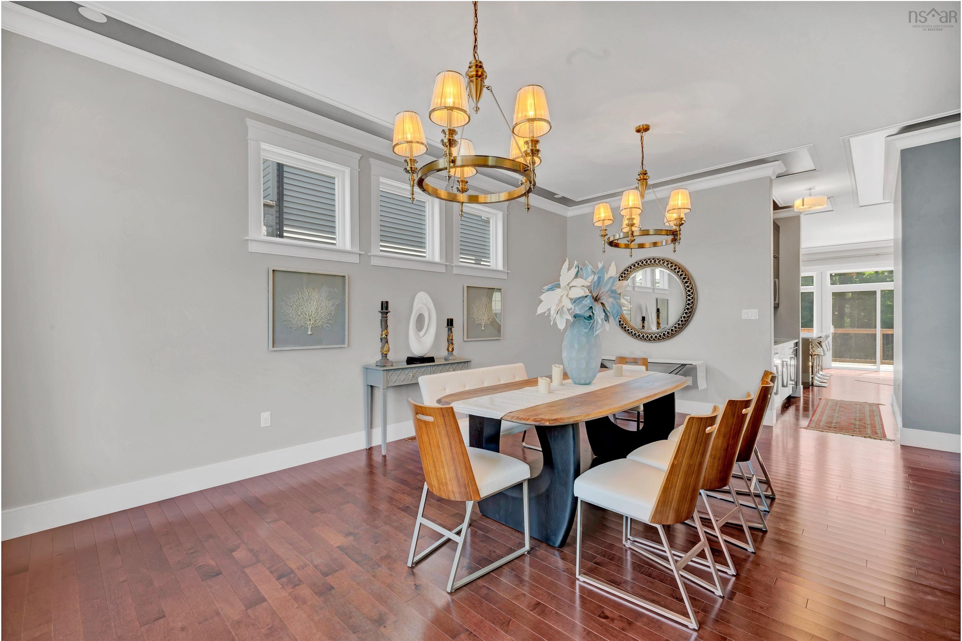 $1,199,900.00: 47 Amesbury Gate, Bedford