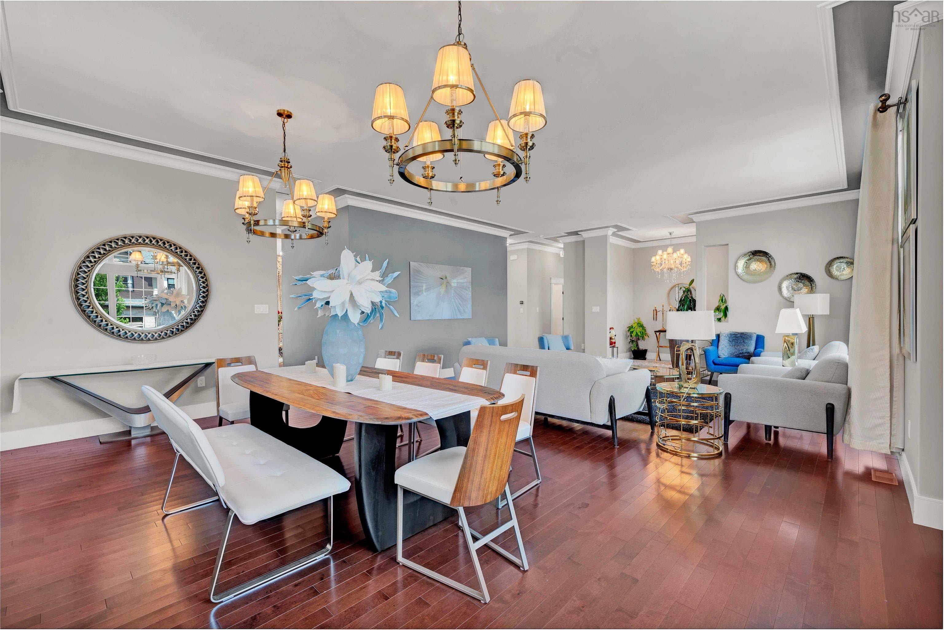 $1,199,900.00: 47 Amesbury Gate, Bedford