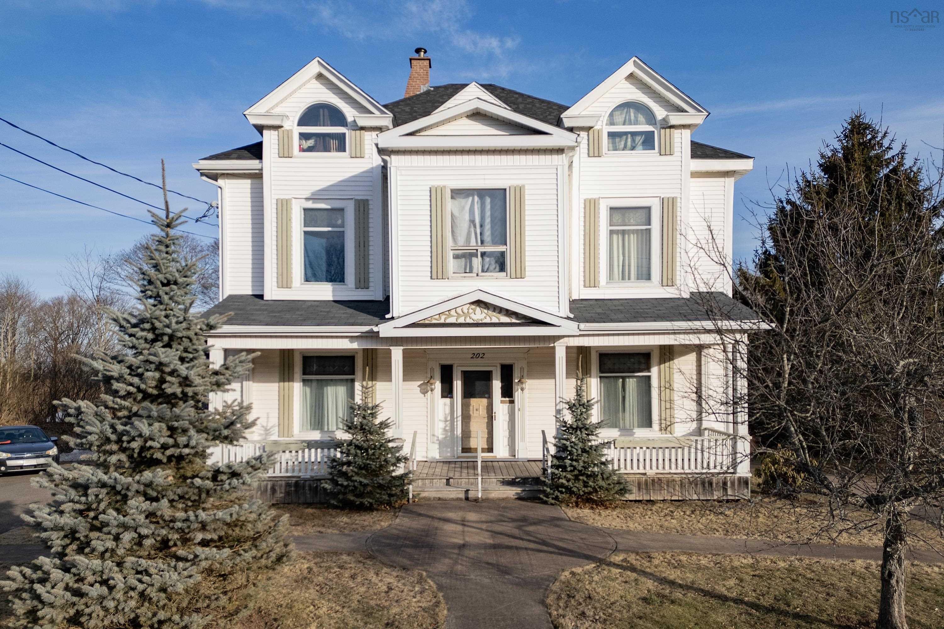202 Victoria Street E, Amherst, NS (MLS 202504947)