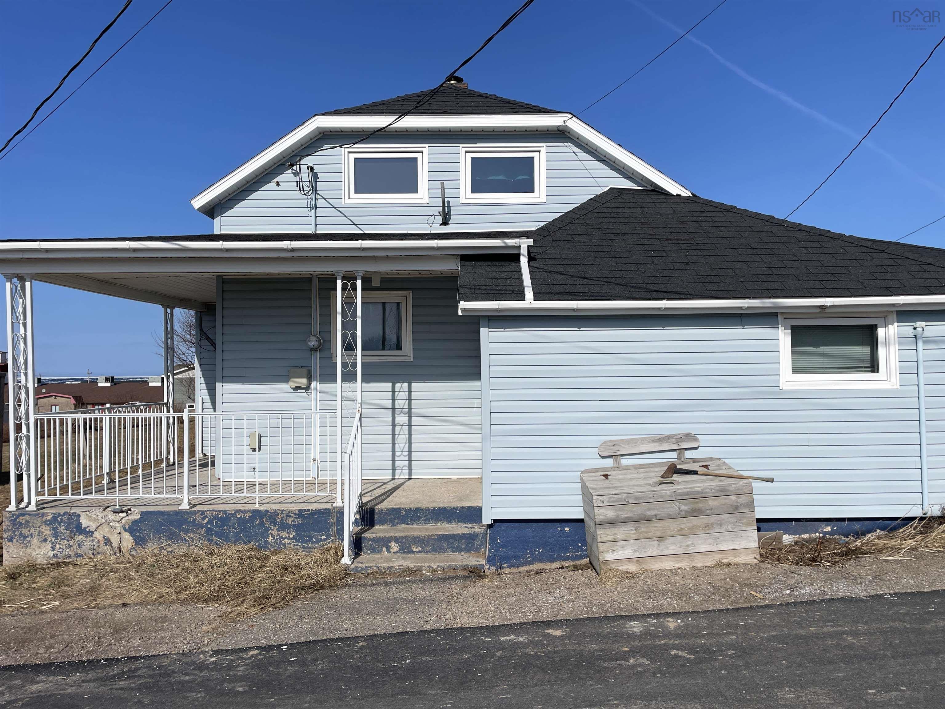 $179,500.00: 19 Chemin Bichoure Rd. Road, Chéticamp
