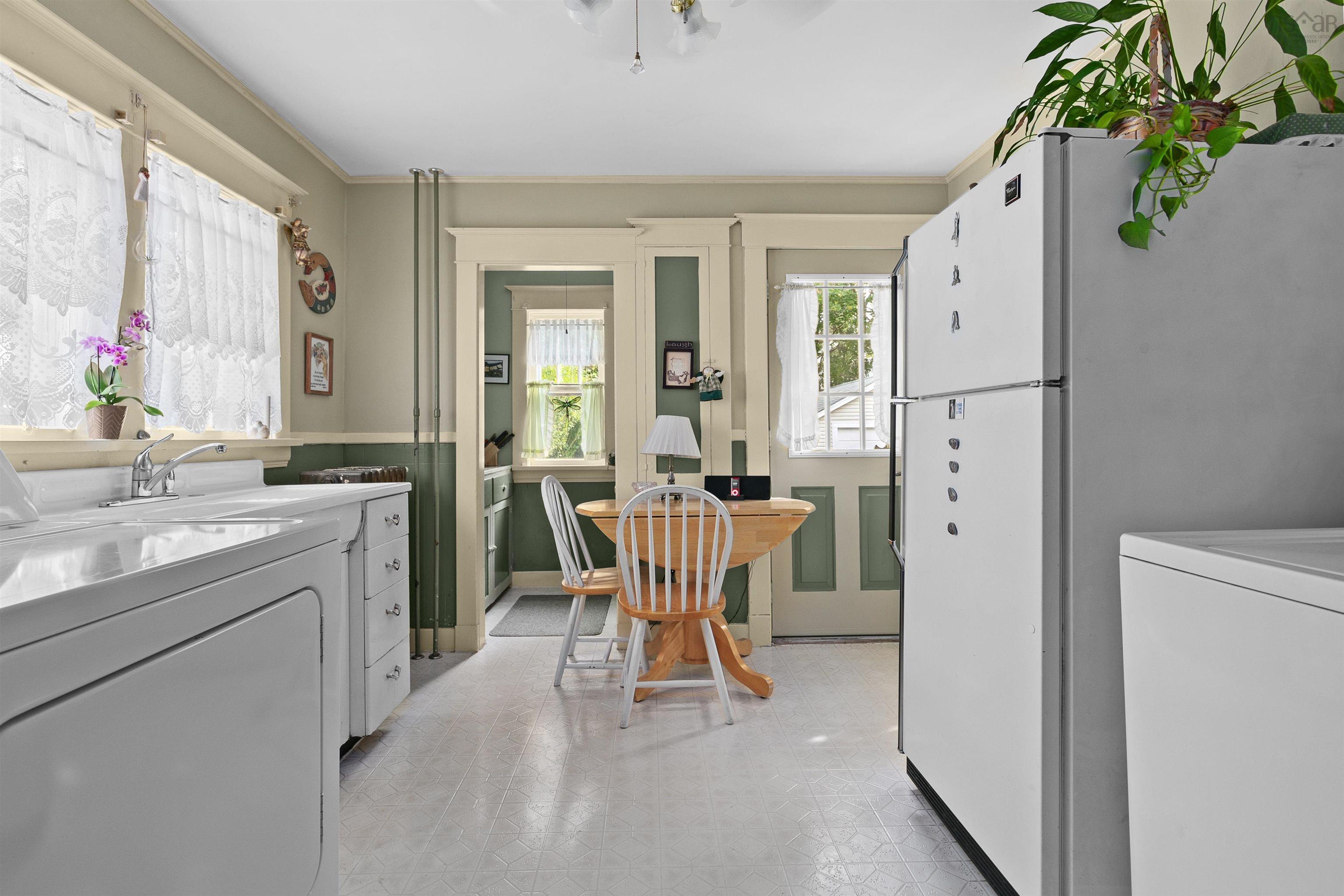 $749,900.00: 2043 Elm Street, Halifax
