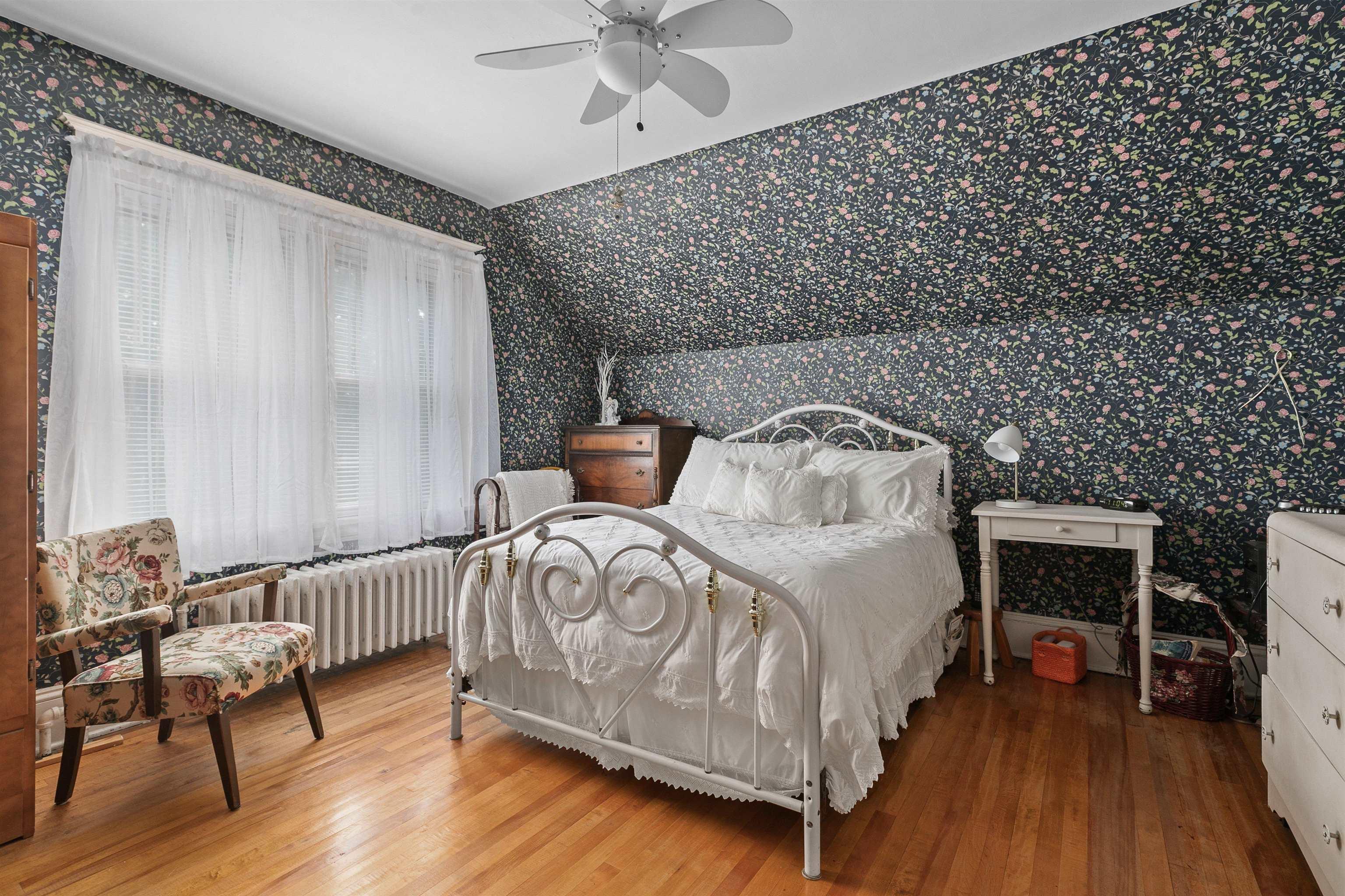 $749,900.00: 2043 Elm Street, Halifax