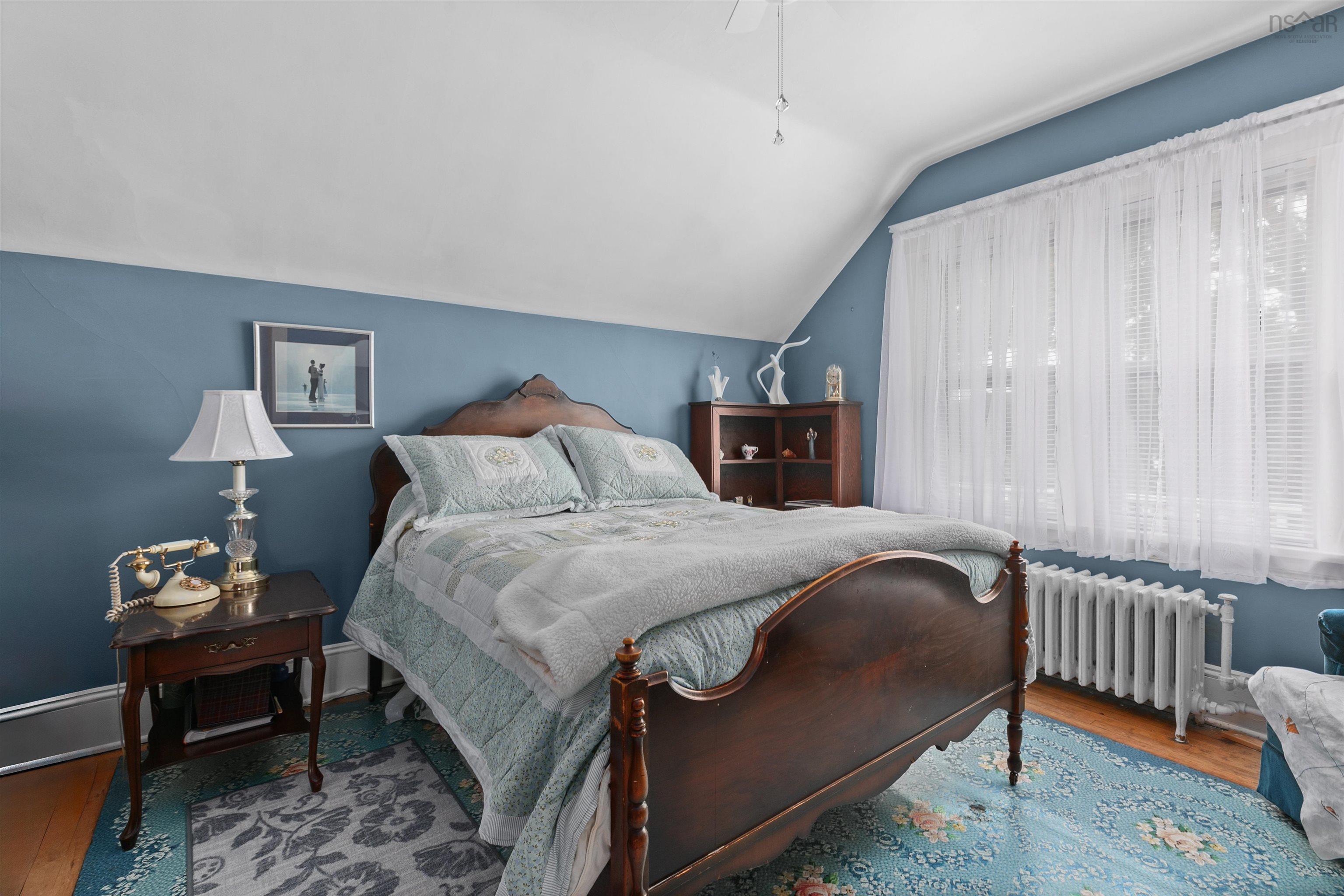 $749,900.00: 2043 Elm Street, Halifax
