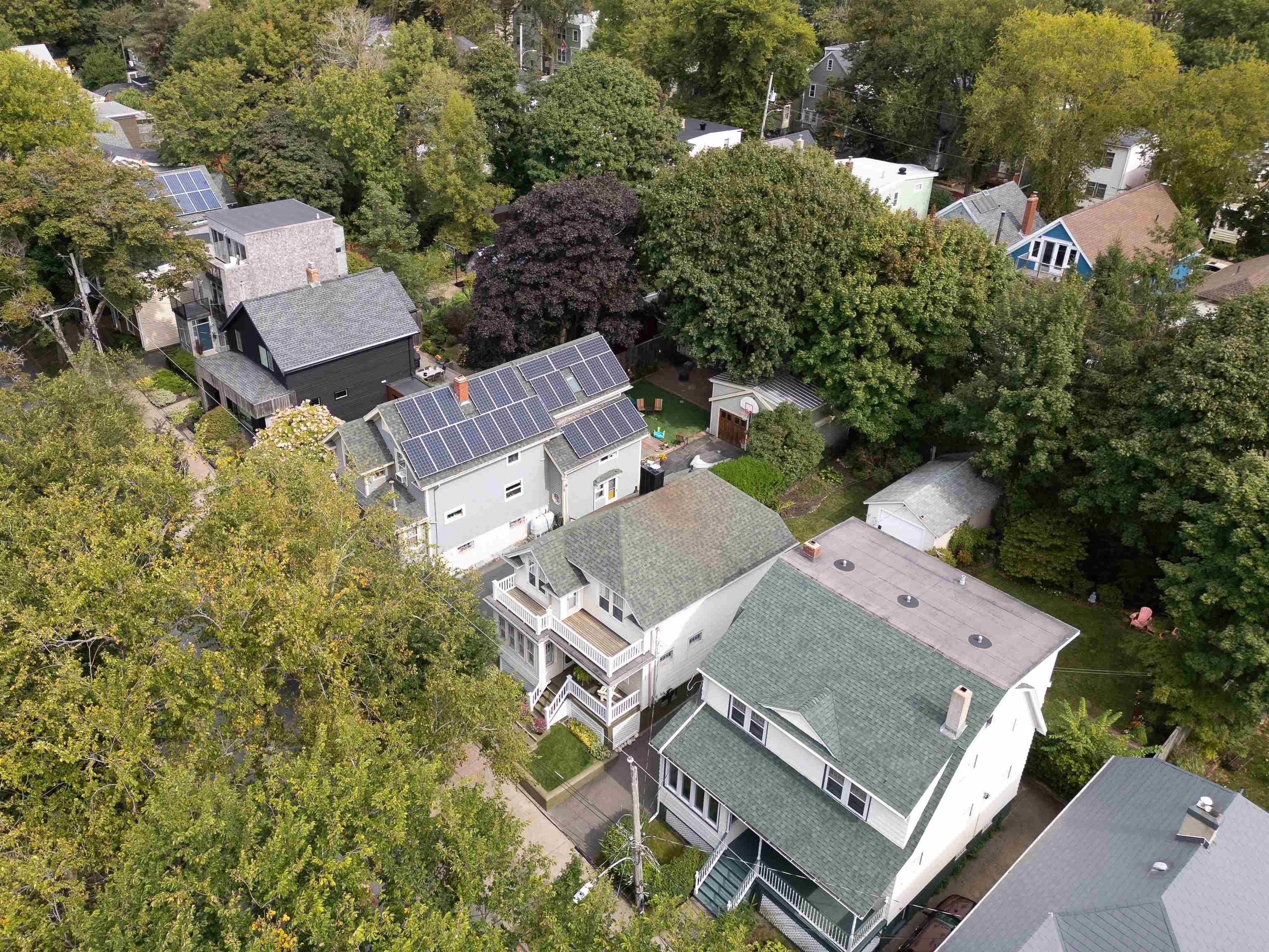 $749,900.00: 2043 Elm Street, Halifax