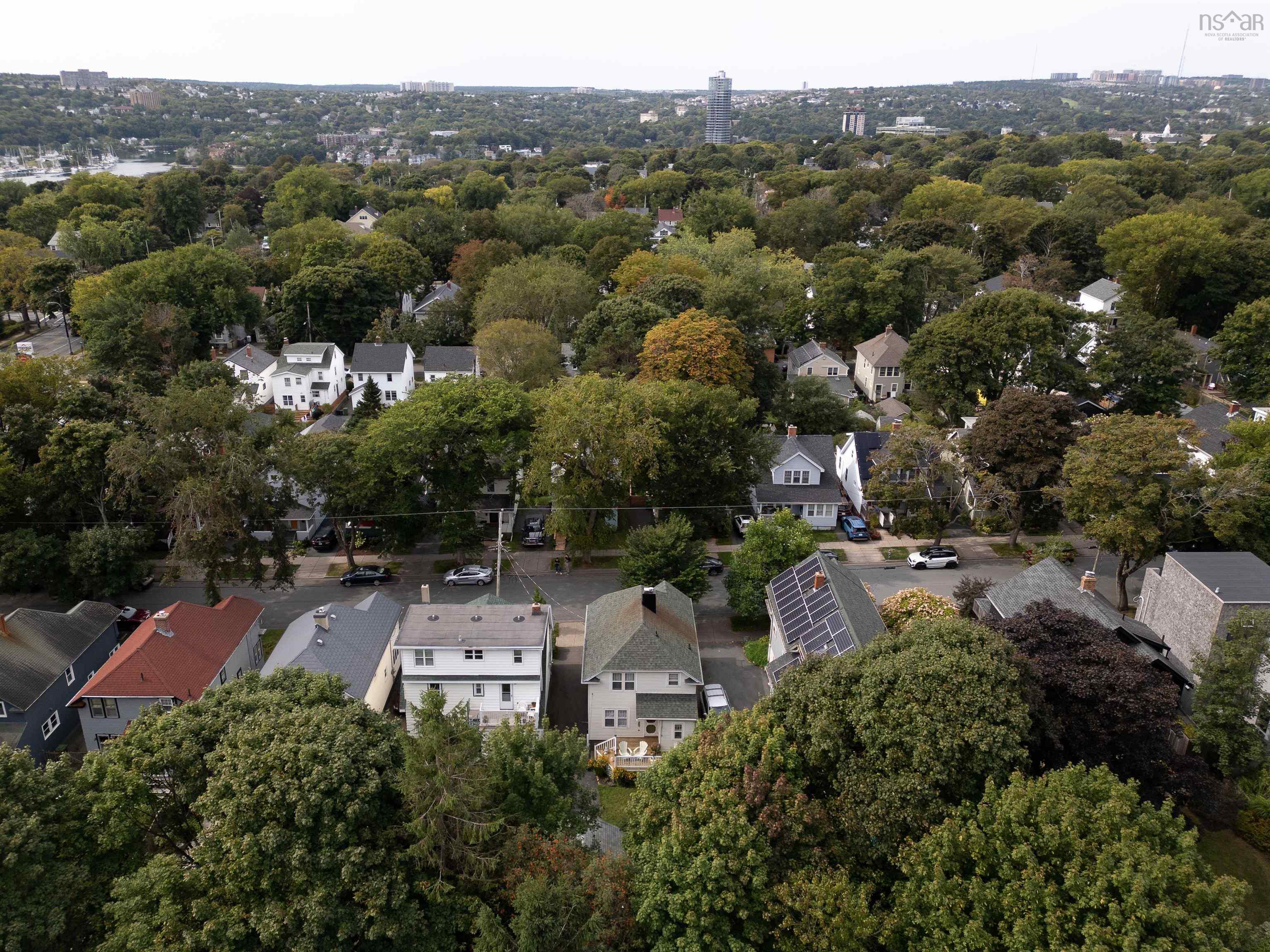 $749,900.00: 2043 Elm Street, Halifax