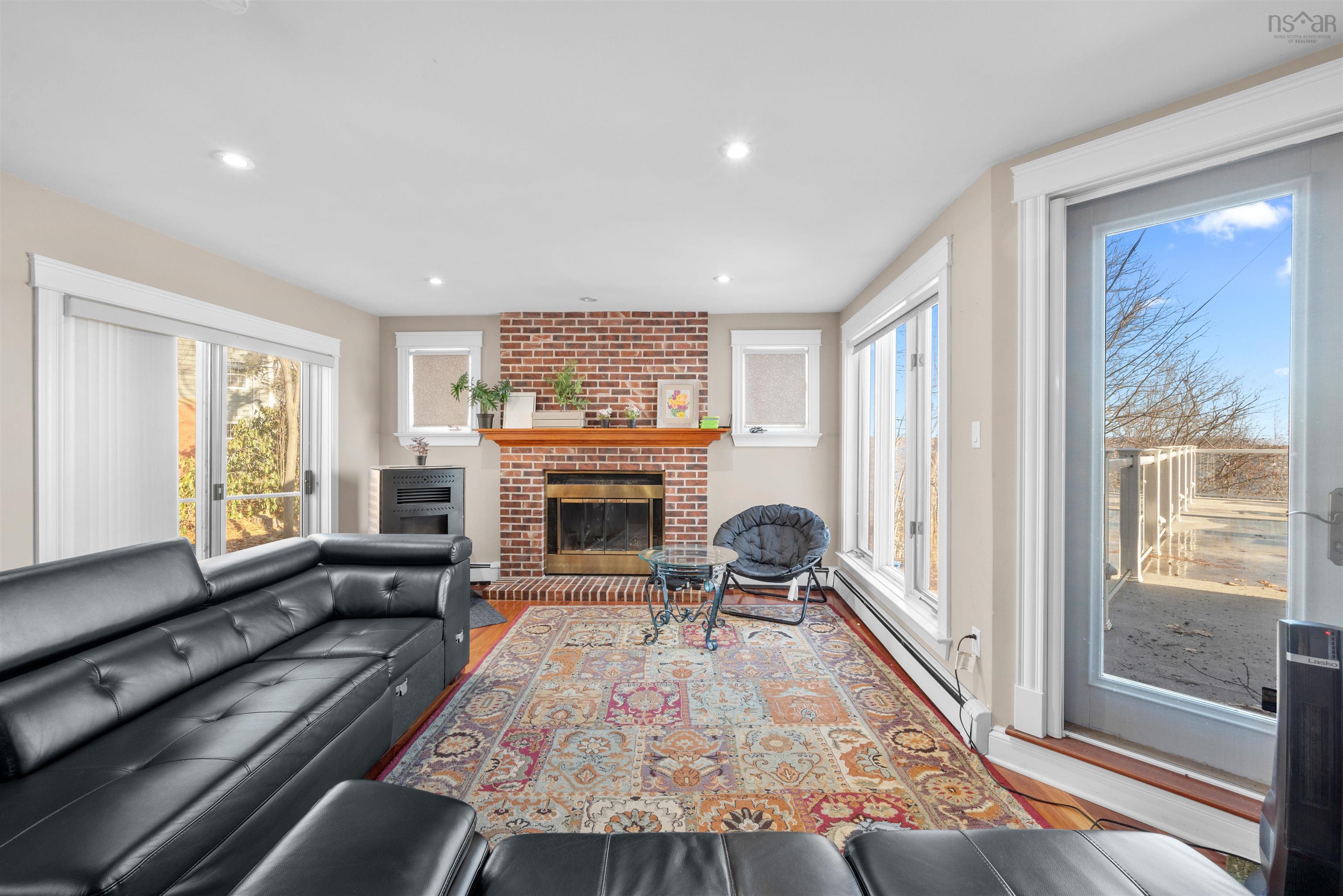 $959,000.00: 20 Watervista Lane, Halifax