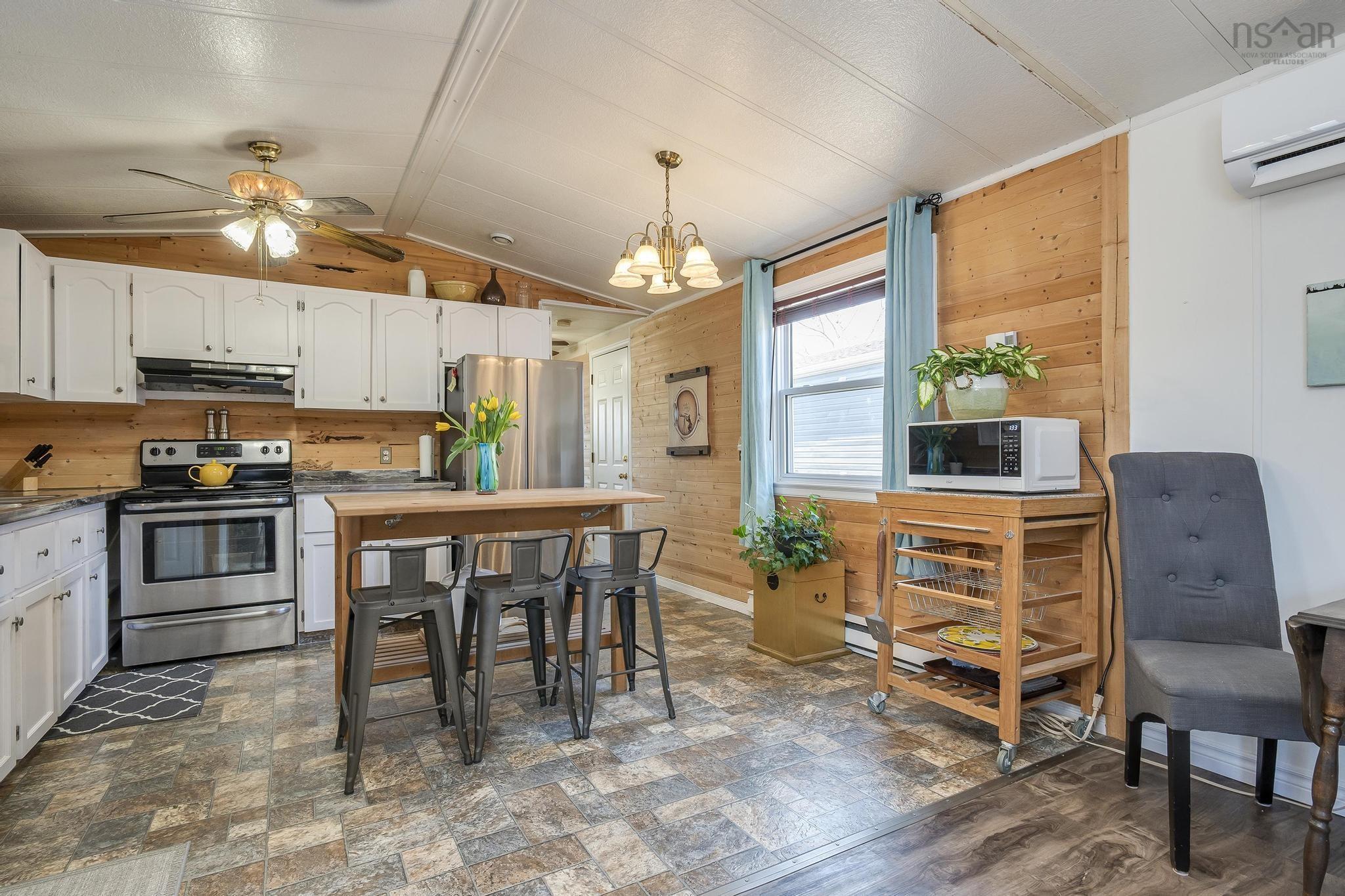 $214,900.00: 5 Gerry Lane, Dartmouth
