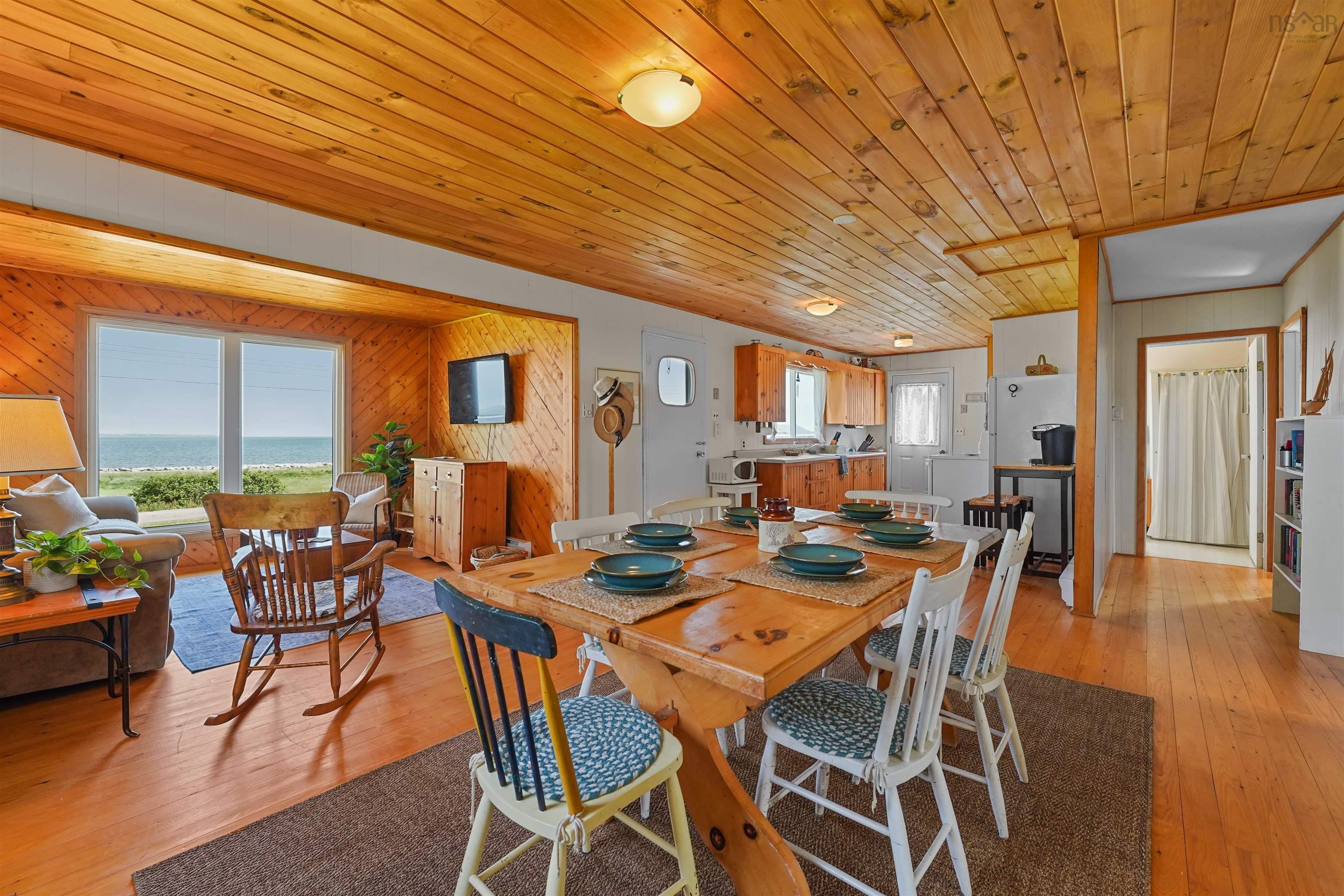$409,000.00: 111 Dawson Beach Road, Brule Shore