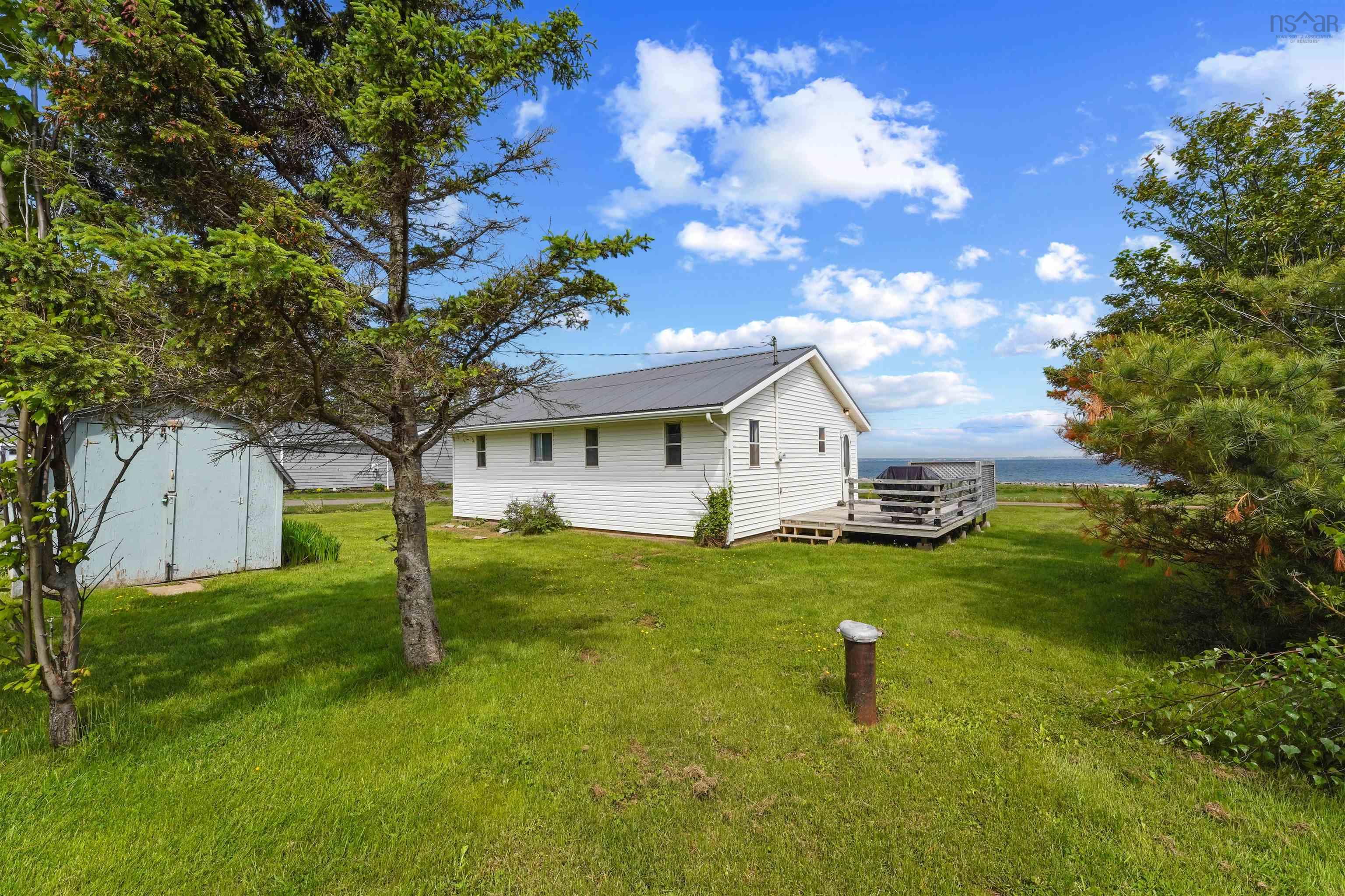 $409,000.00: 111 Dawson Beach Road, Brule Shore