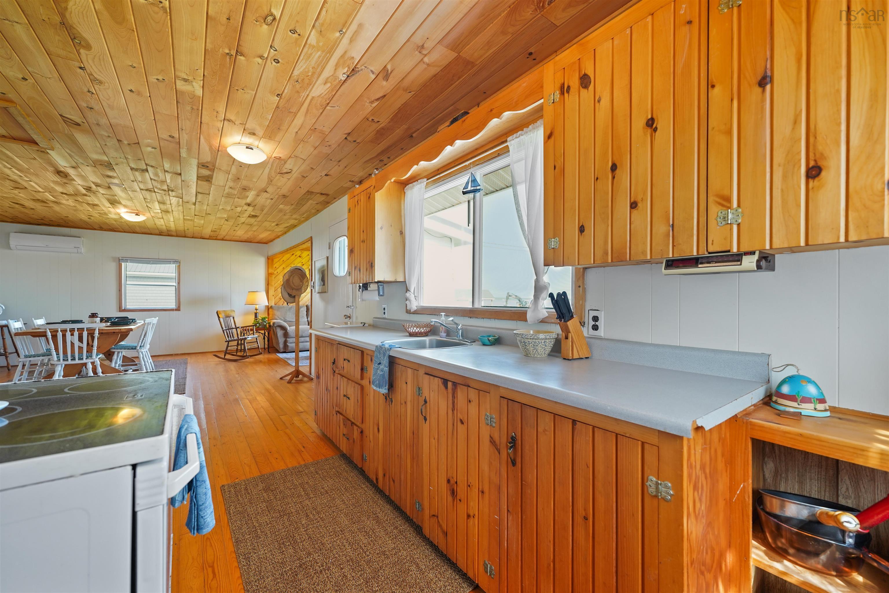 $409,000.00: 111 Dawson Beach Road, Brule Shore