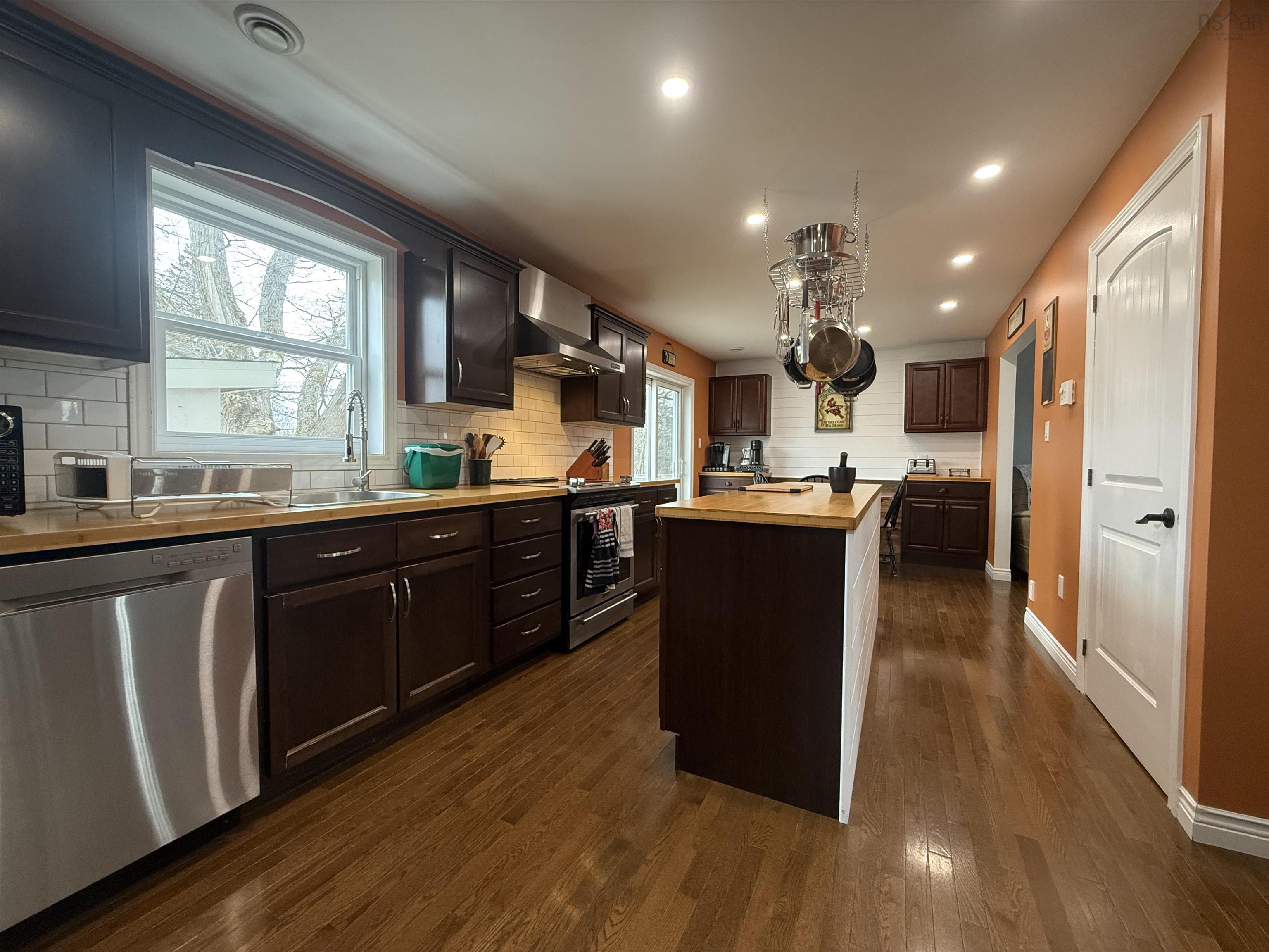 $399,900.00: 14 Mill Street, Parrsboro