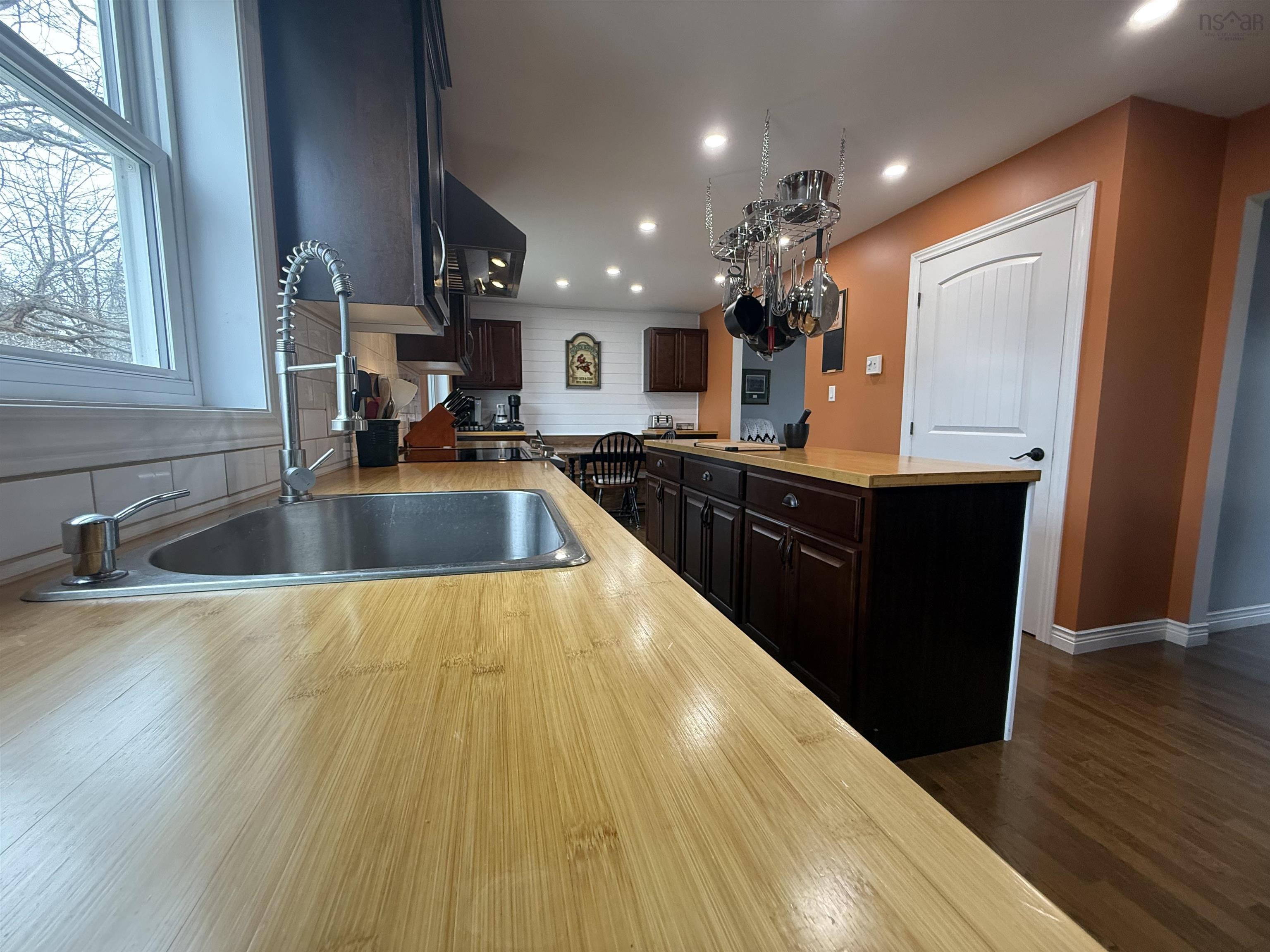 $399,900.00: 14 Mill Street, Parrsboro