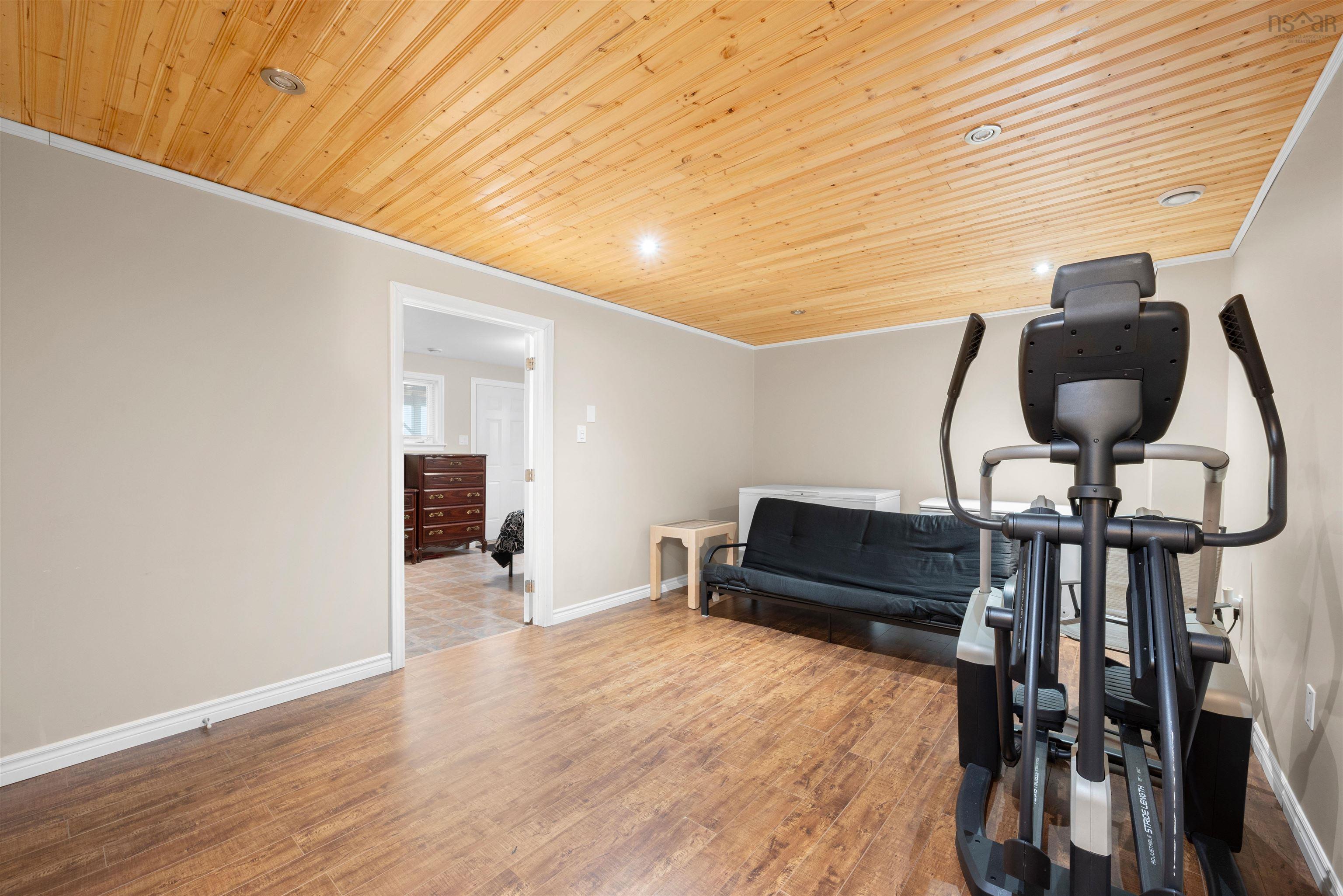 $545,000.00: 164 Montague Road, Lake Loon