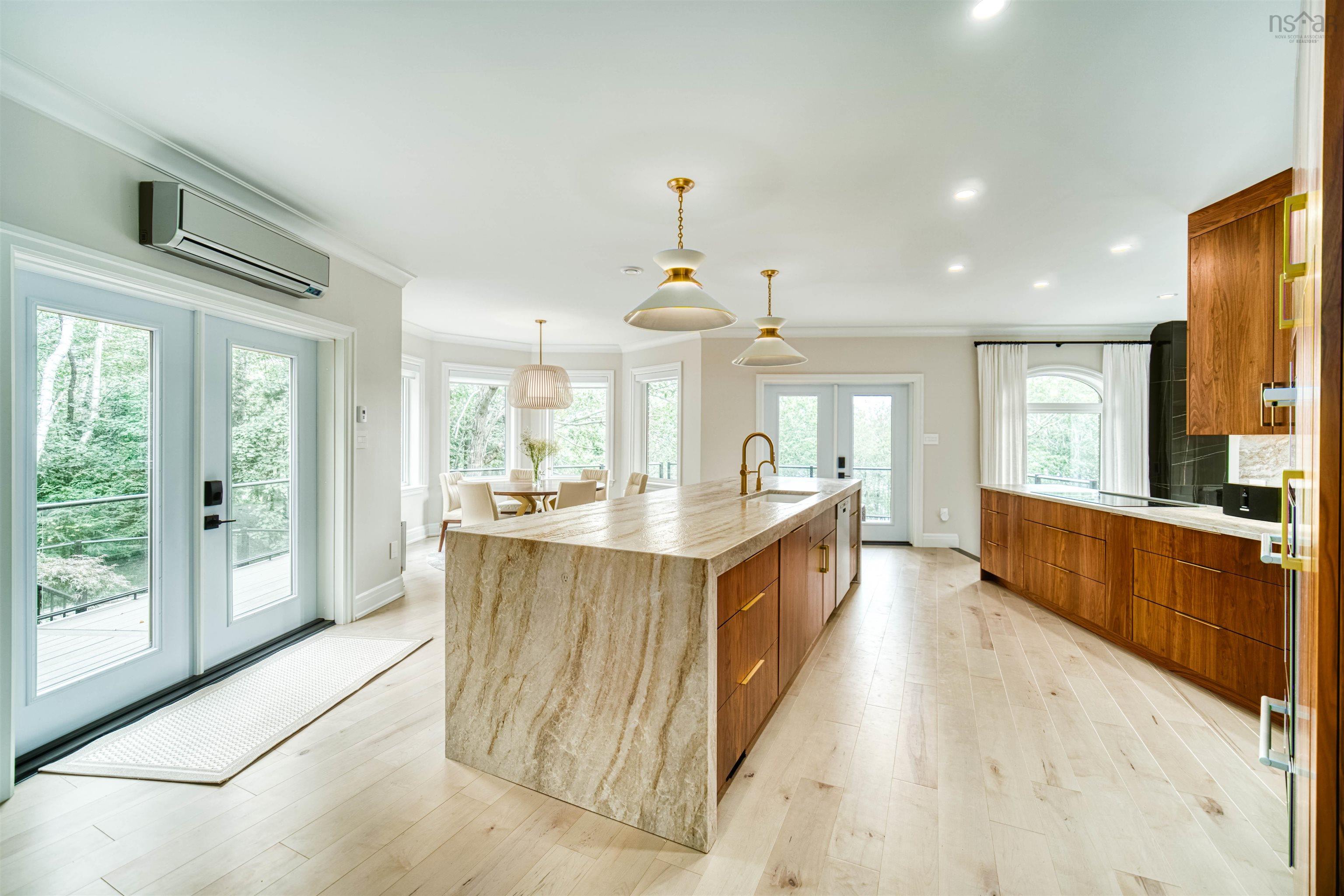 $2,190,000.00: 22 Nottingham Lane, Fall River