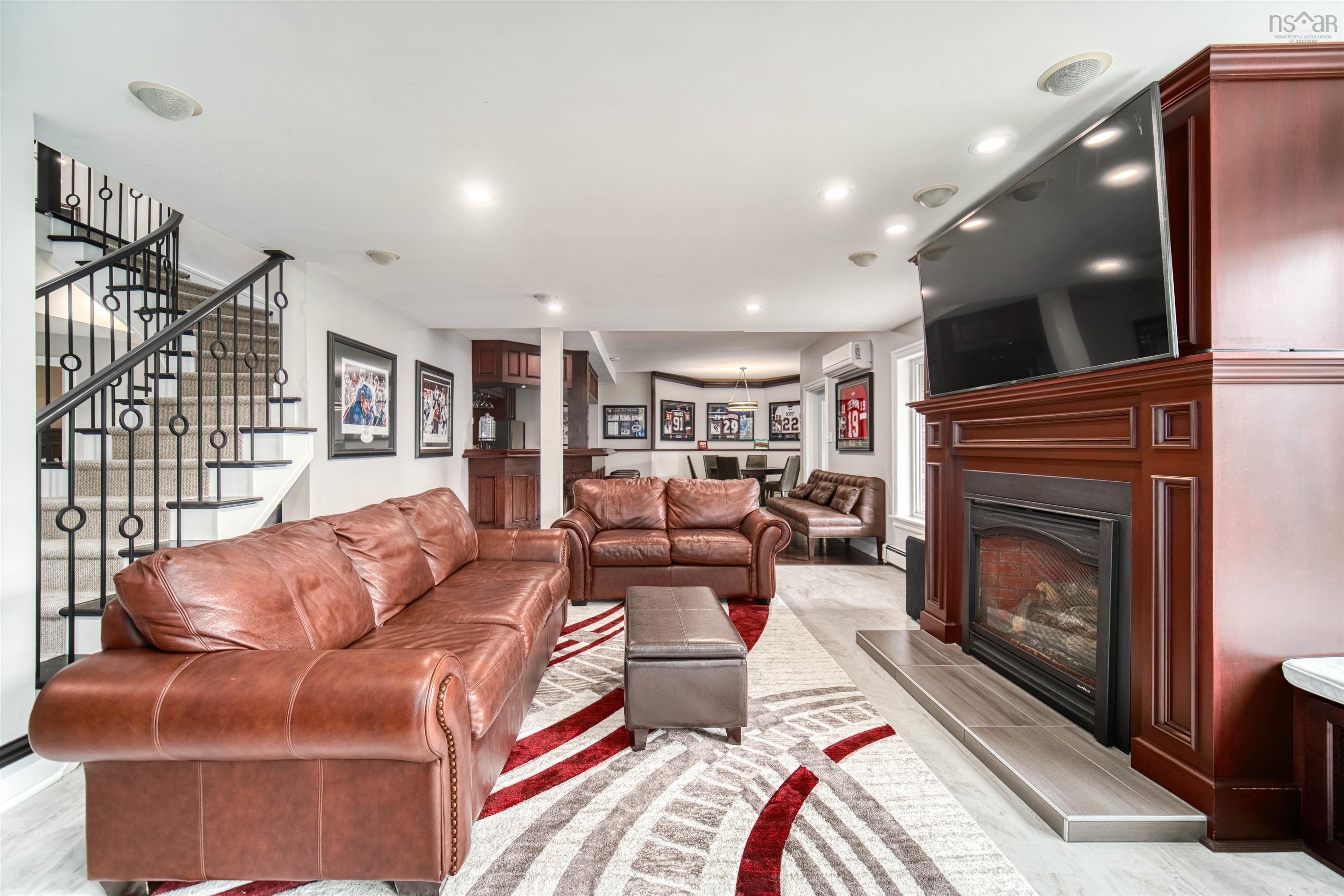 $2,190,000.00: 22 Nottingham Lane, Fall River
