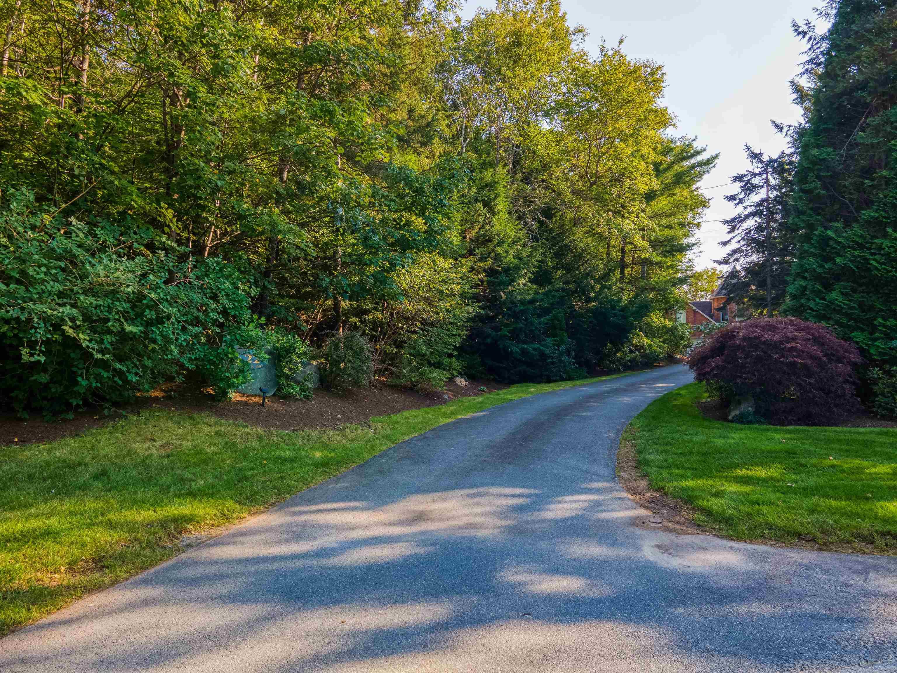 $2,190,000.00: 22 Nottingham Lane, Fall River