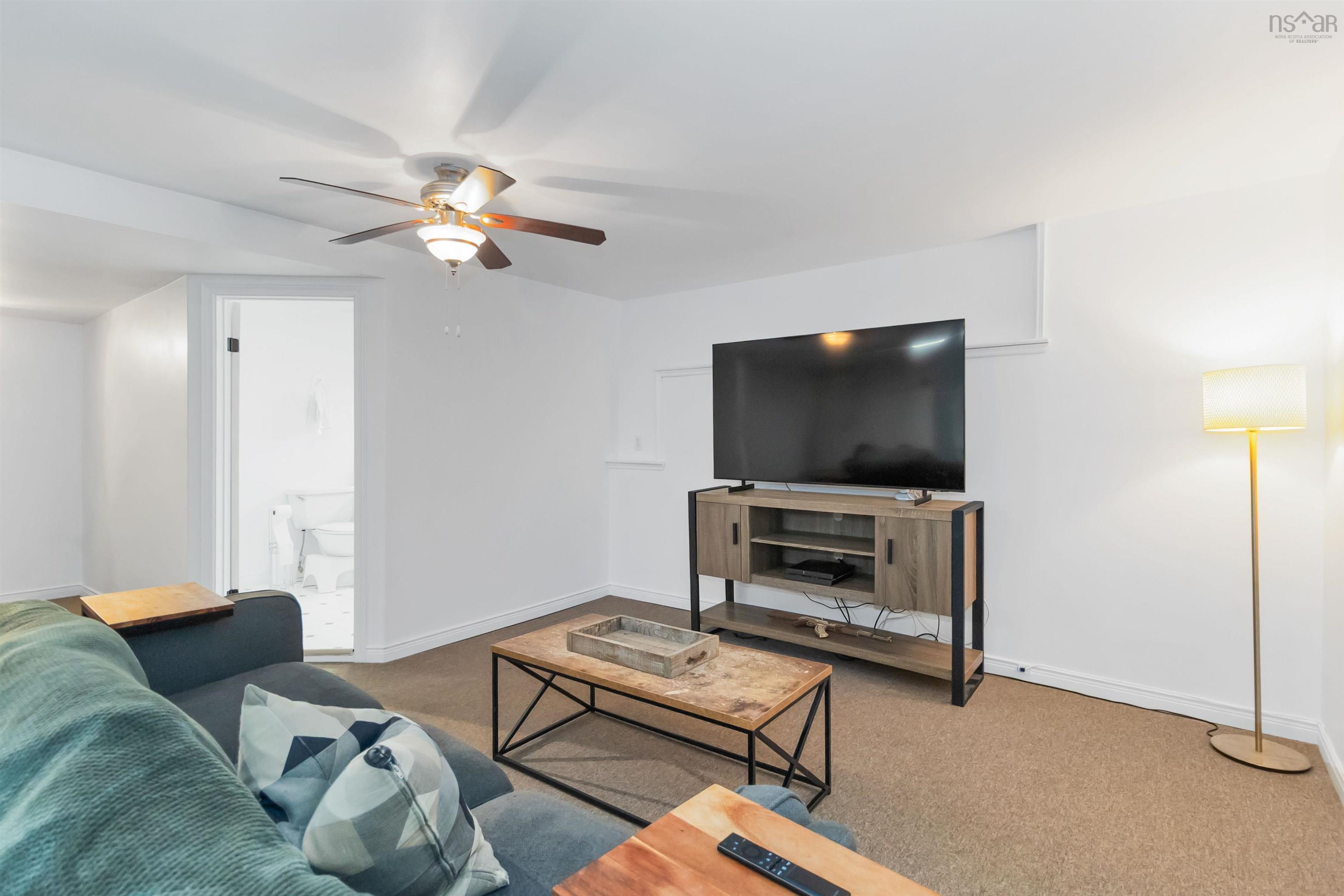 $424,900.00: 4 Cherry Lane, Bridgewater